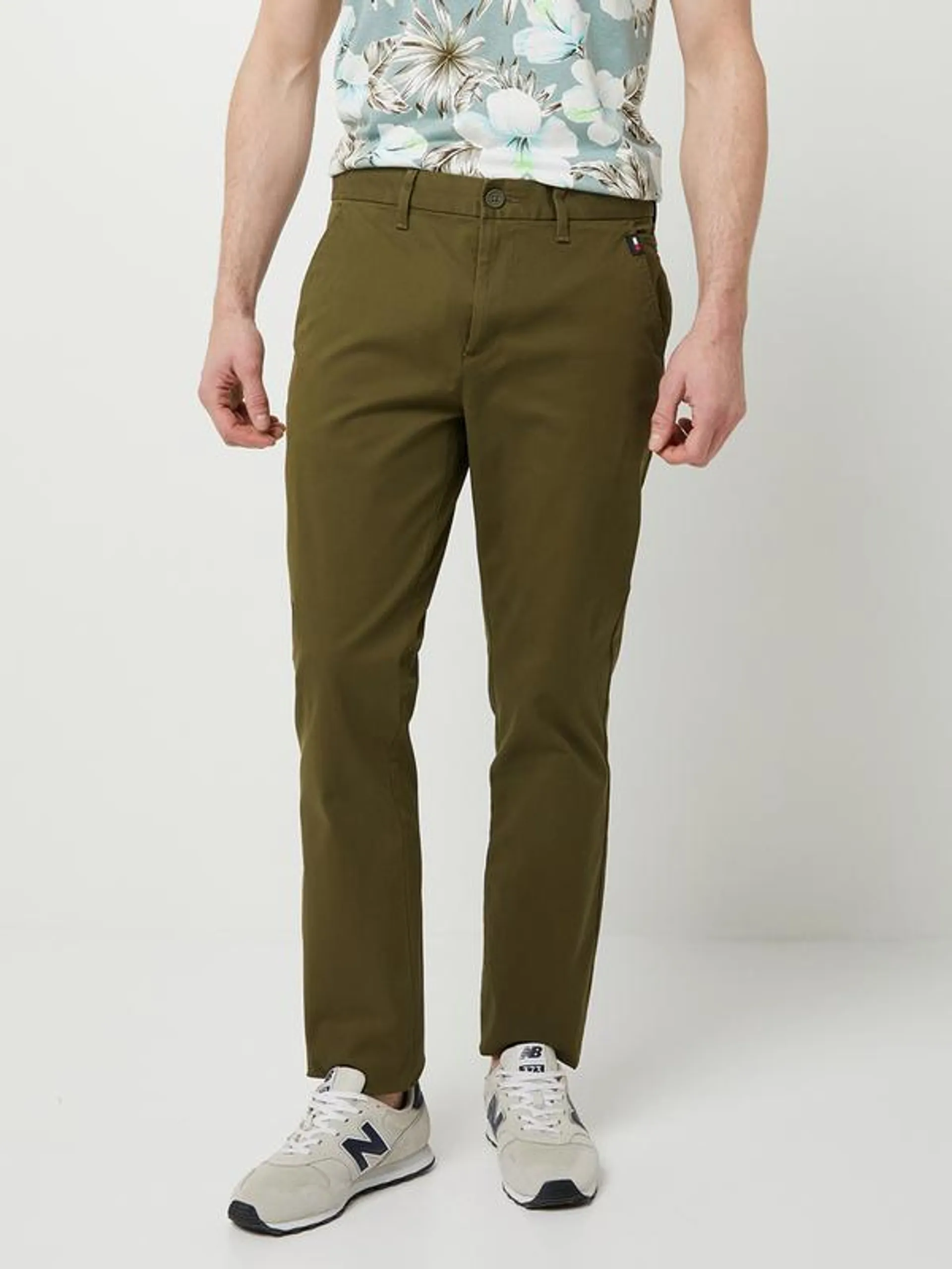 Pantalon Chino En Coton Stretch Slim Tapered - Vert kaki