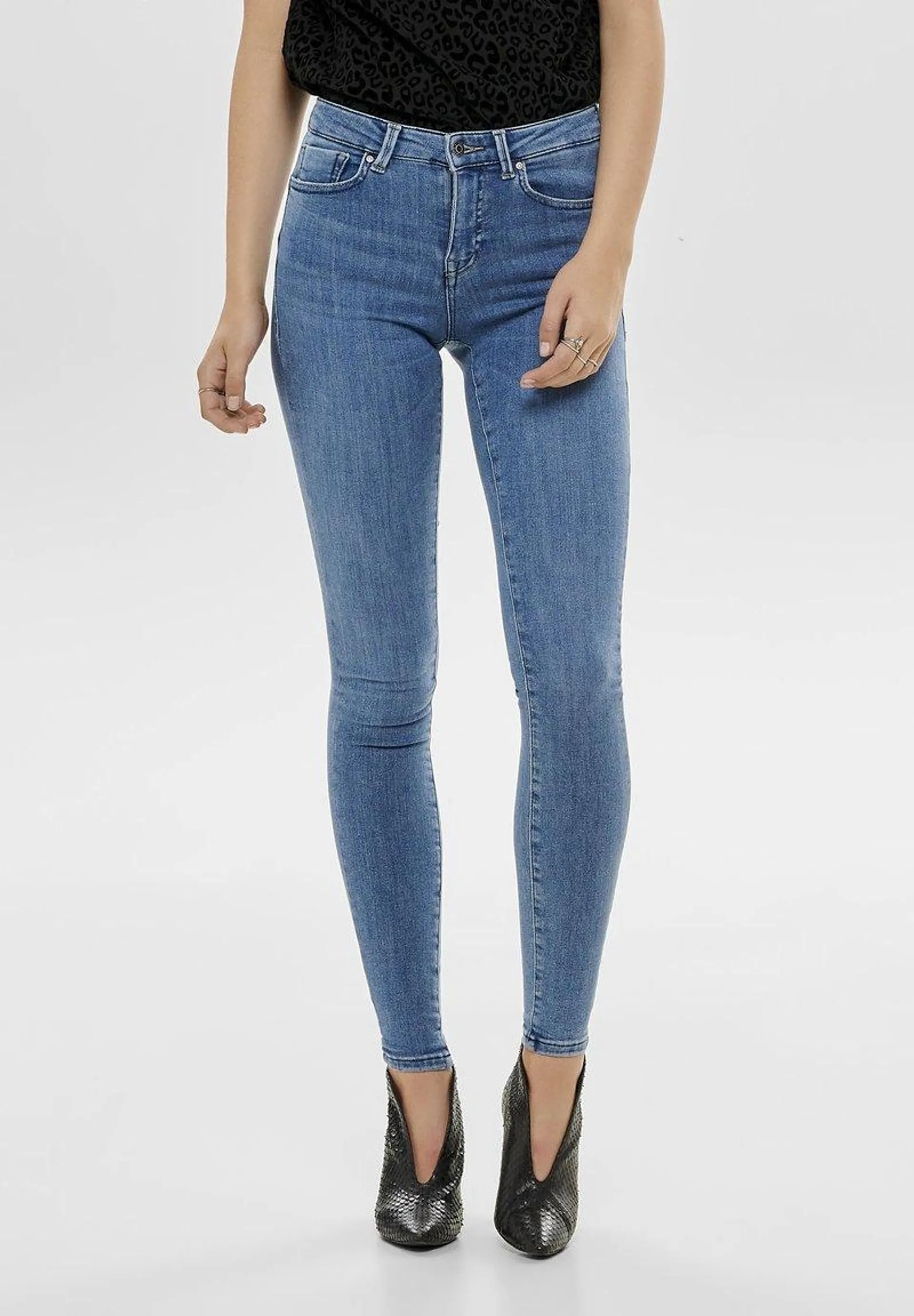 ONLPOWER MID PUSH UP - Vaqueros pitillo - light blue denim