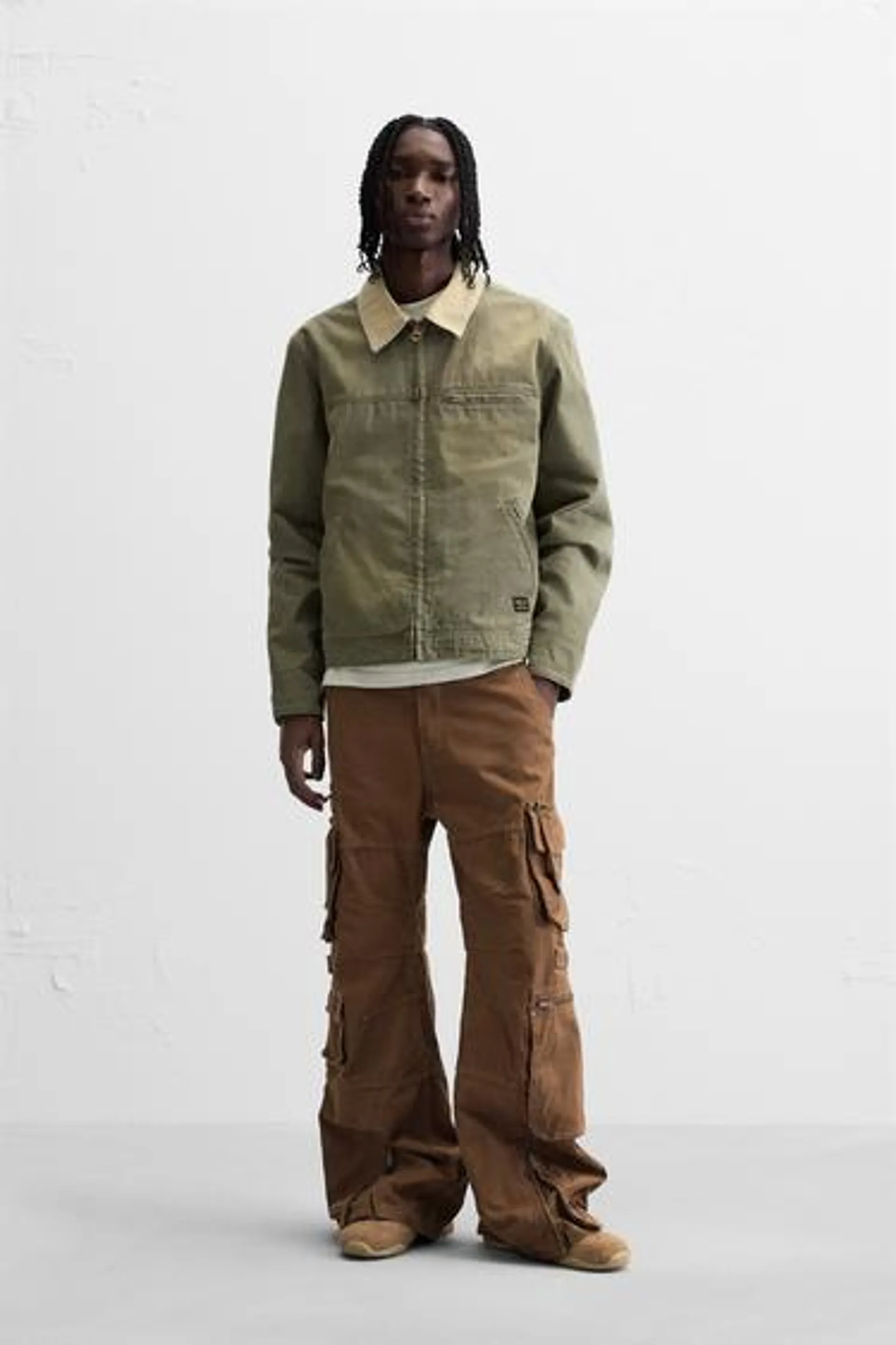 PANTALON STYLE MILITAIRE À POCHES