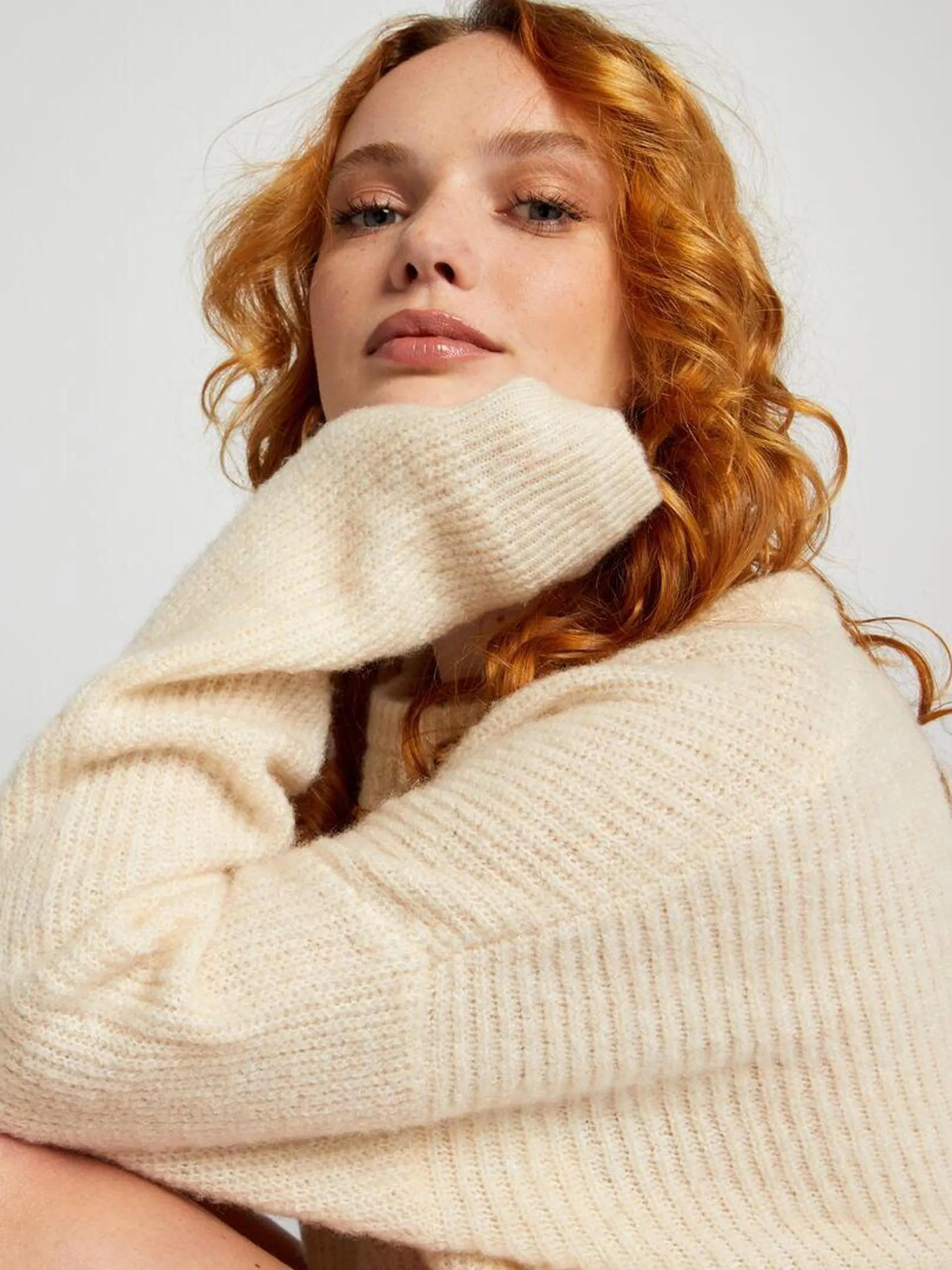 Pull en maille côtelée douce - Beige