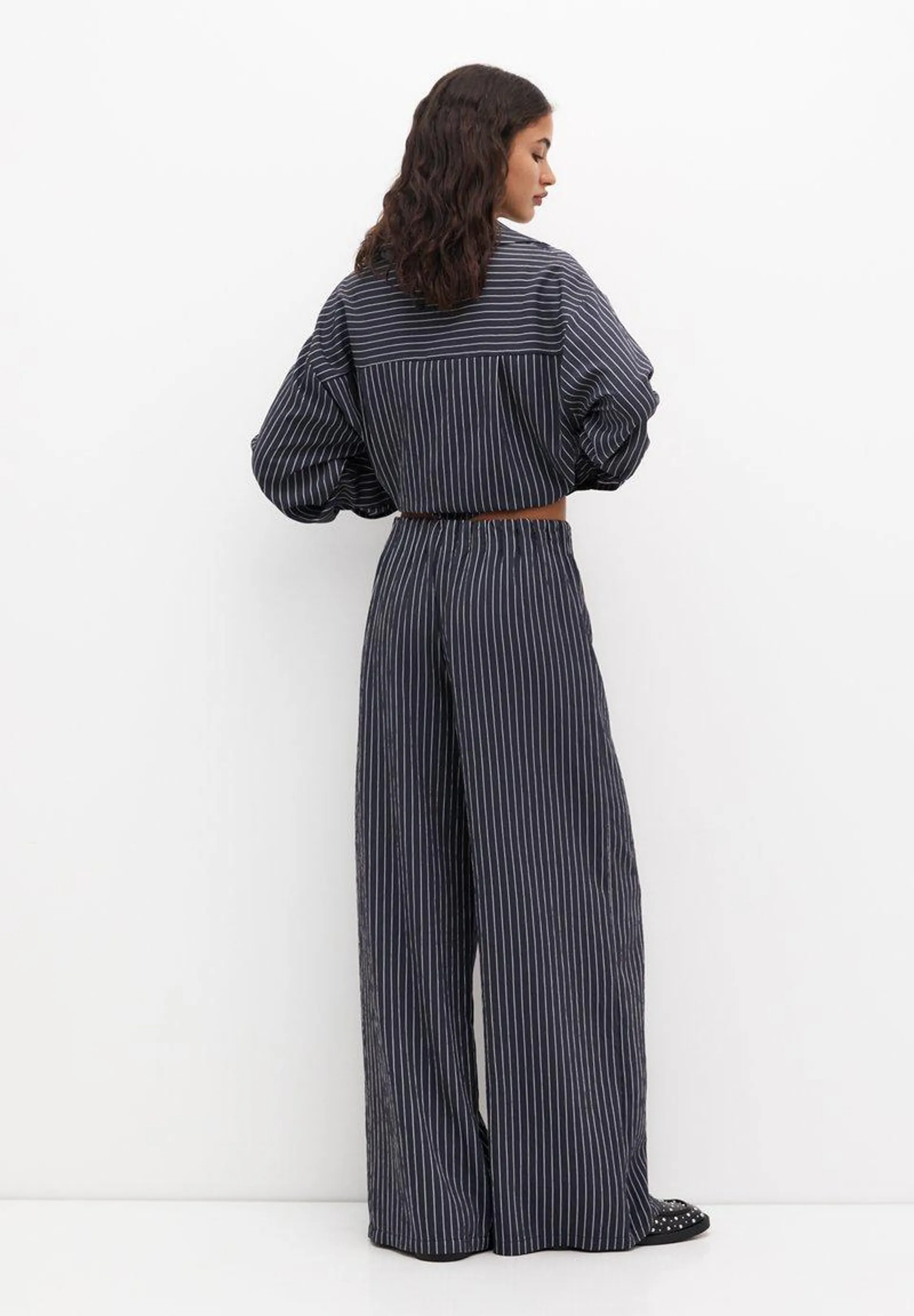 LOOSE-FITTING STRIPED - Pantalon classique - blue