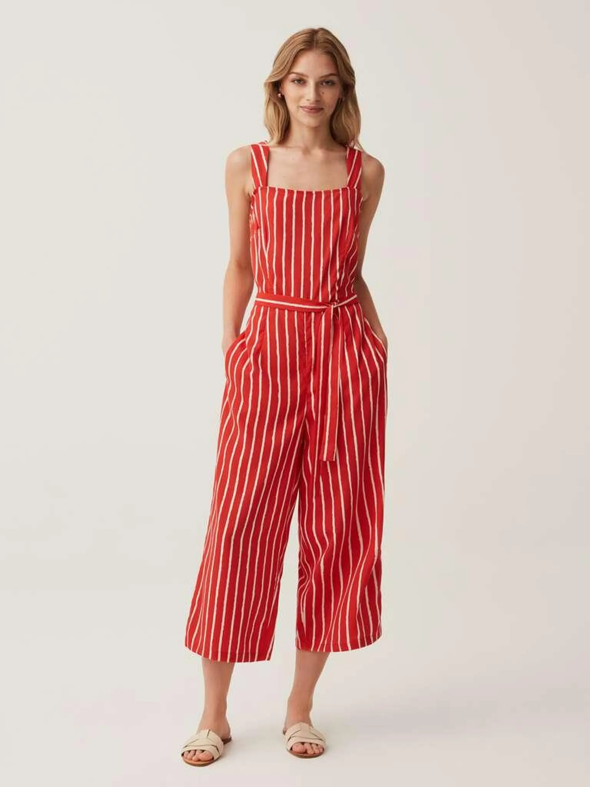 Cropped jumpsuit with all-over print Blanc/rouge