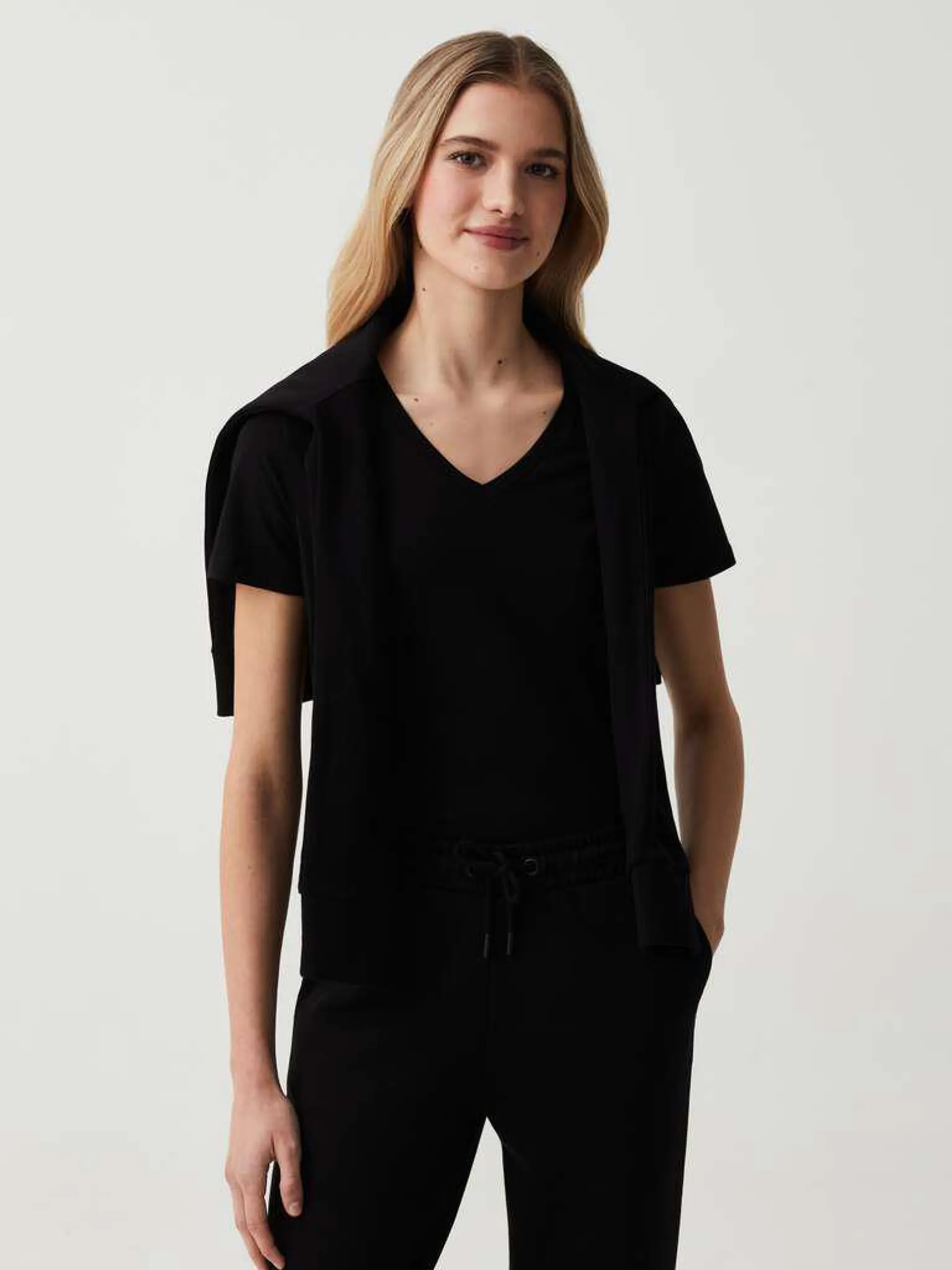 Black Essential cotton T-shirt with V neck