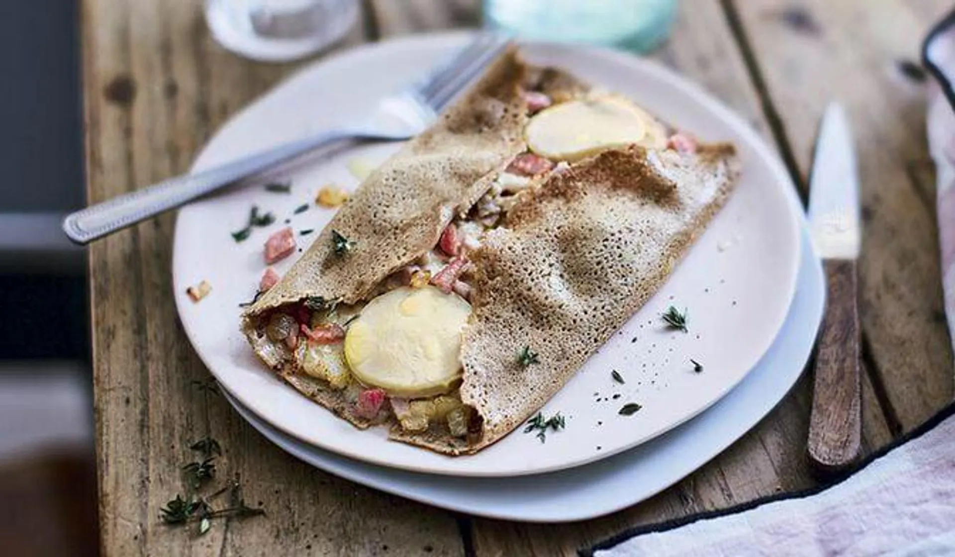 2 galettes chèvre-lardon-oignon