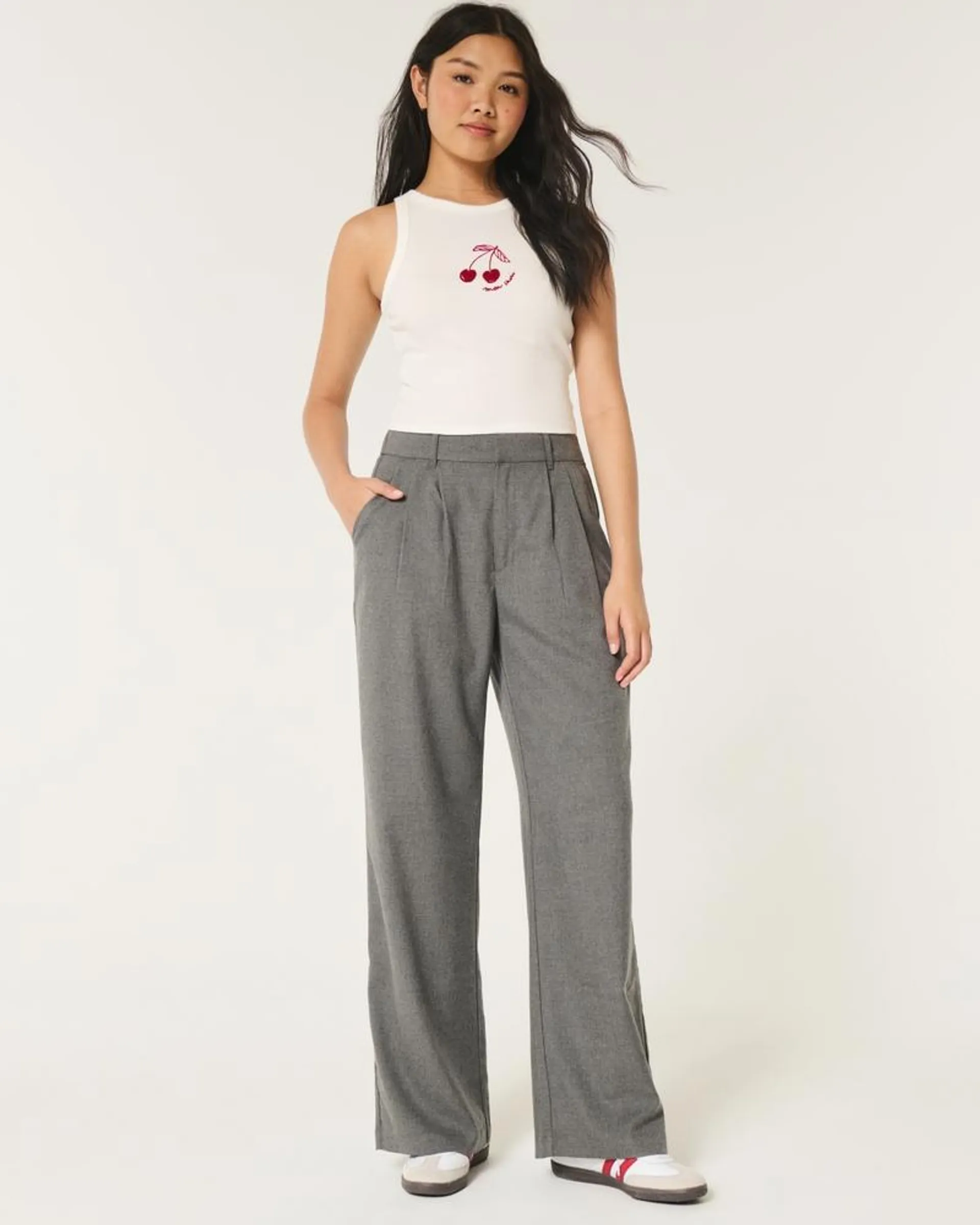 Hollister Livvy Ultra High-Rise Wide-Leg Pants