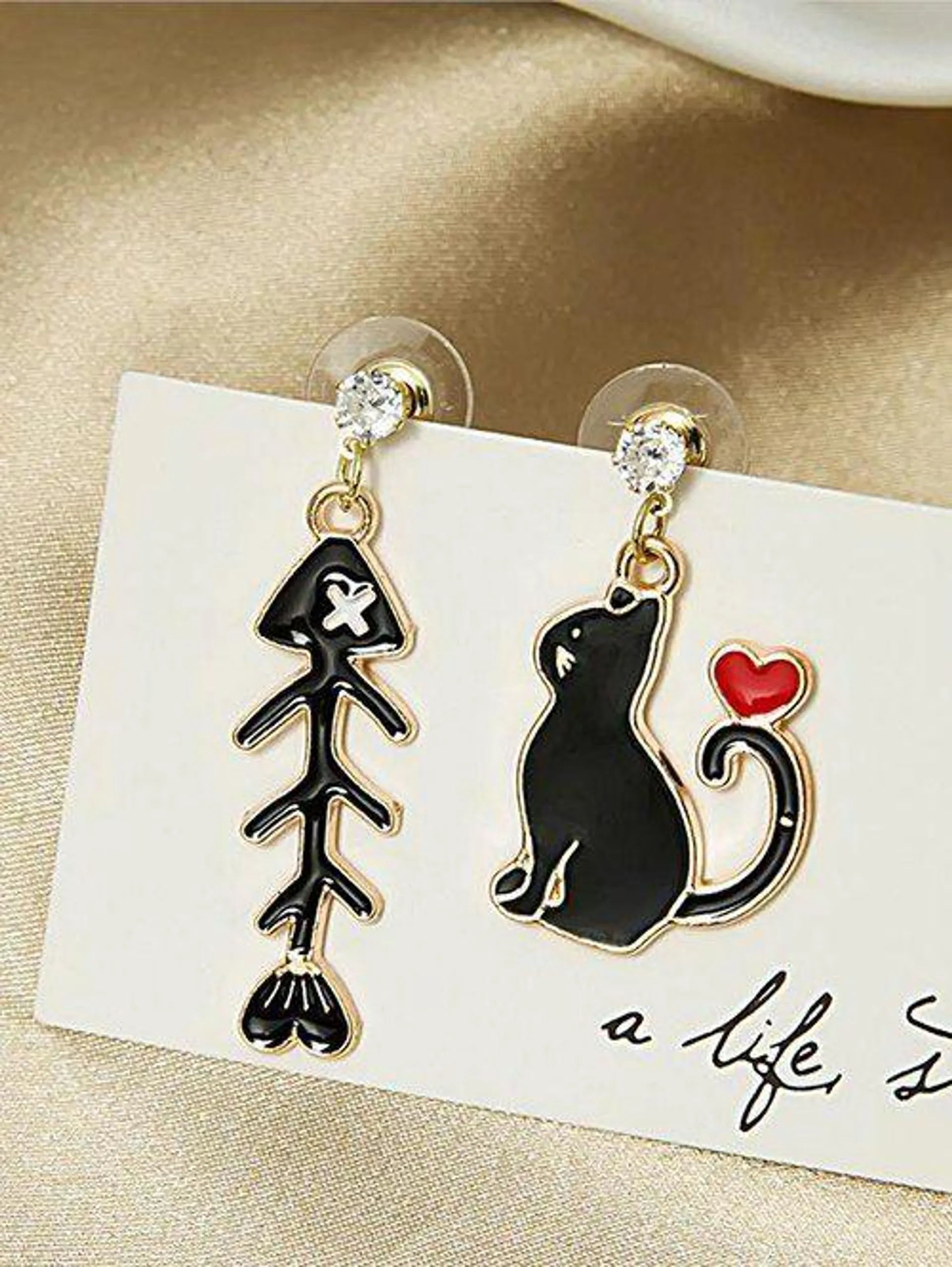 Boucles D'Oreilles Pendantes Motif Arrêtes de Chat Amusant en Strass