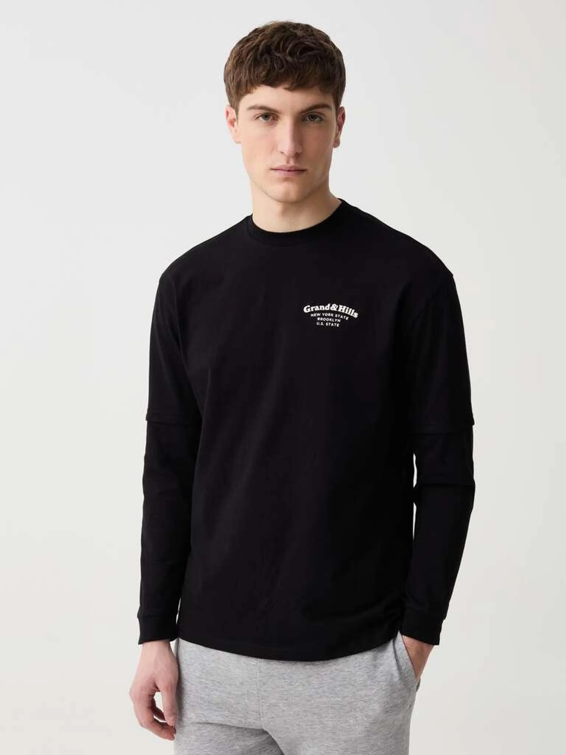 Black Long-sleeved T-shirt with print