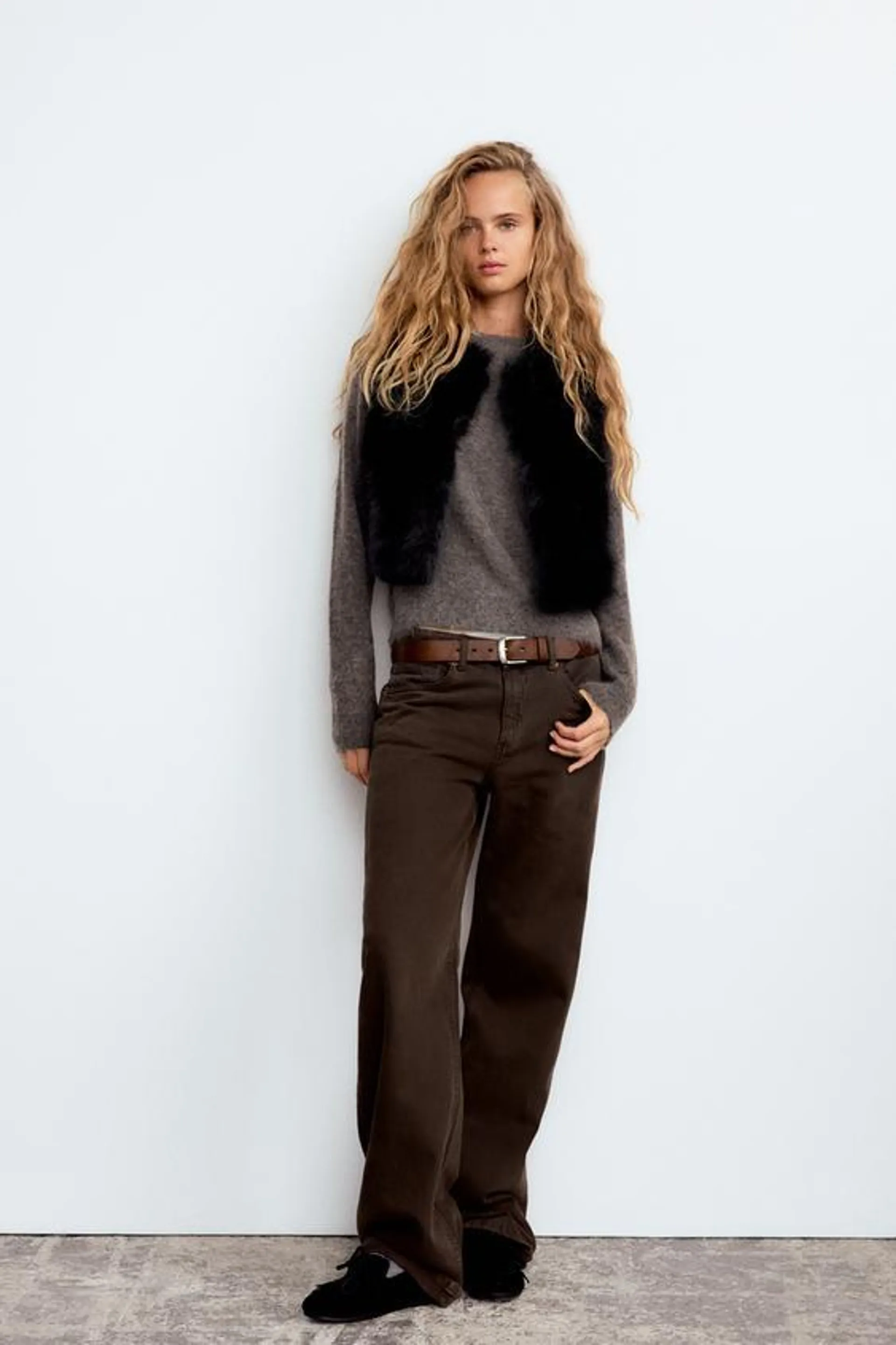 FAUX SHEARLING CROPPED VEST