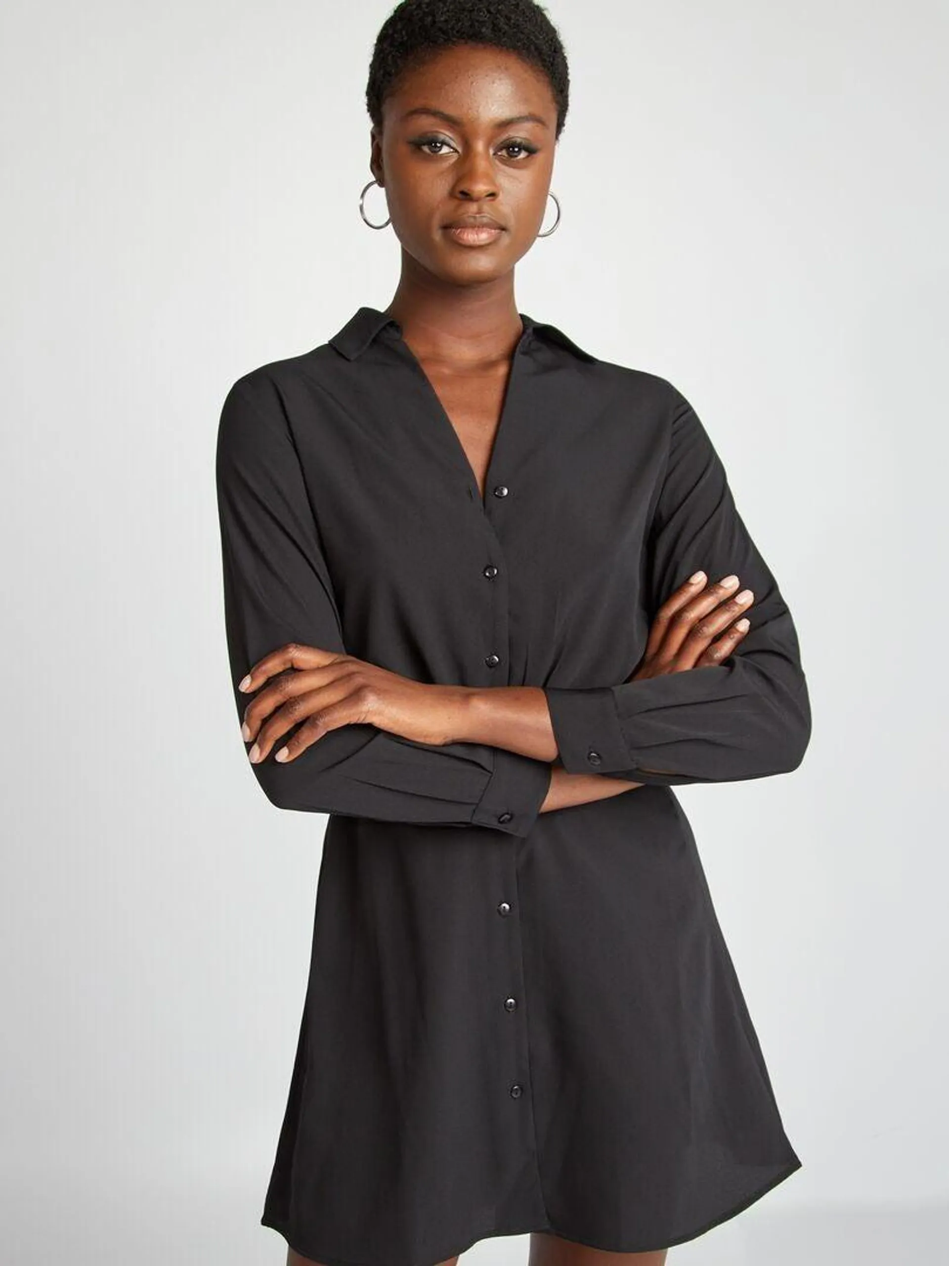 Robe chemise effet satiné - noir