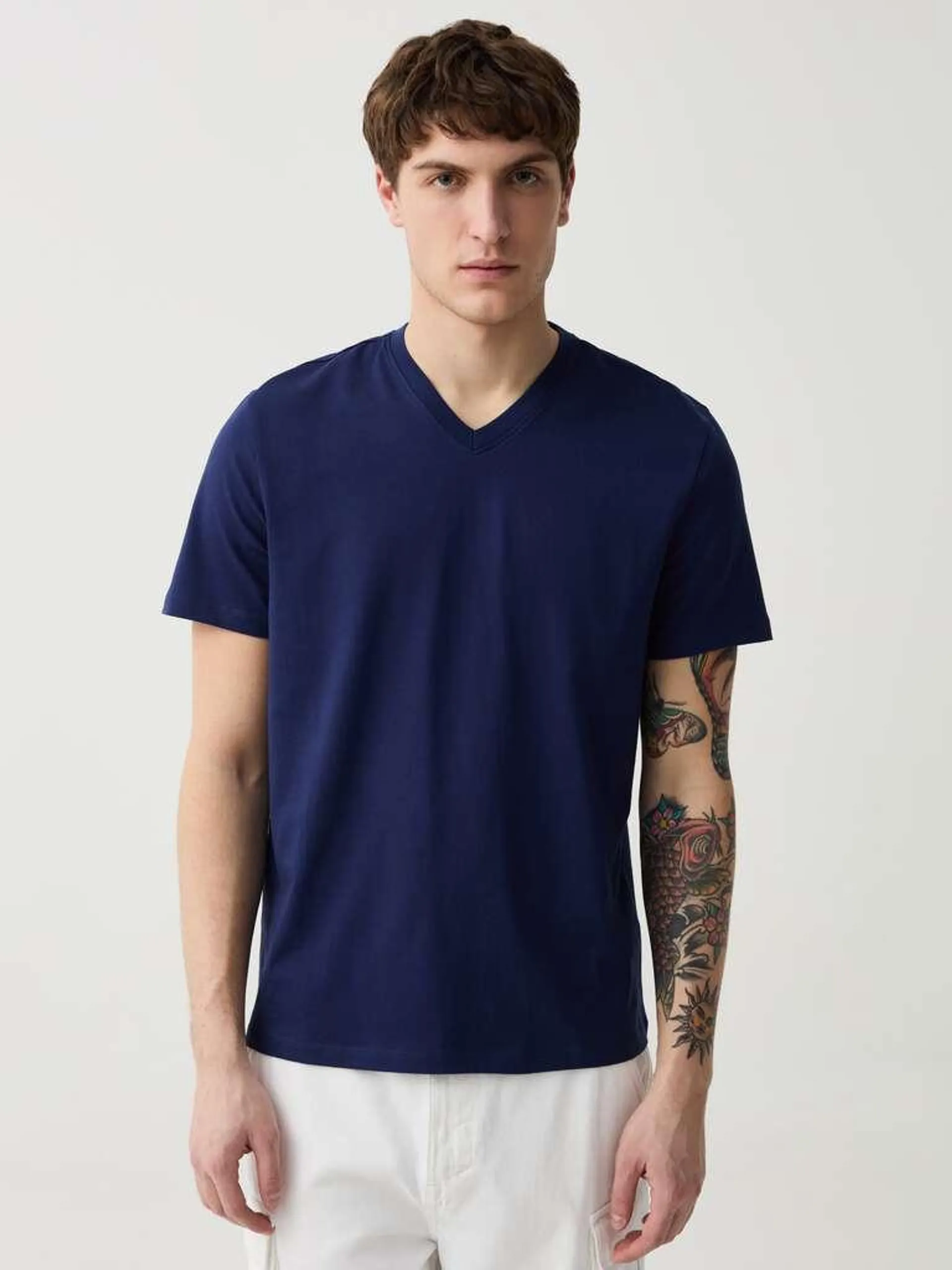 Organic cotton T-shirt with V neck Bleu marine