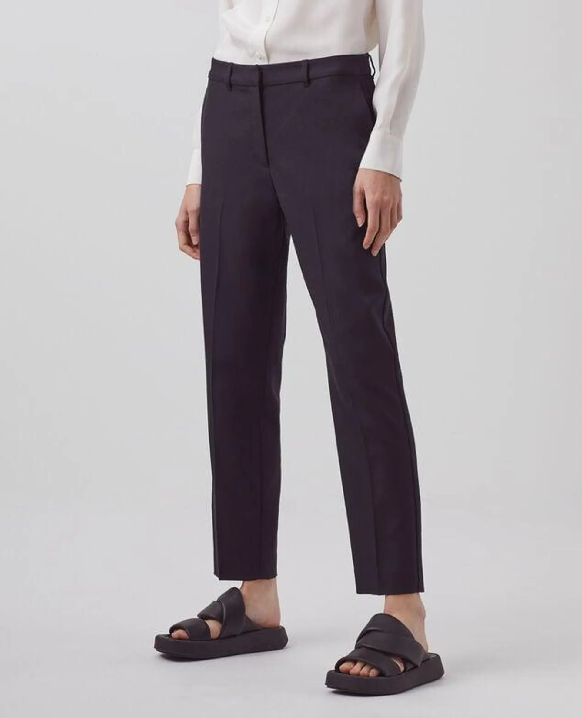 MARGUERITE - Pantalon cigarette black beauty