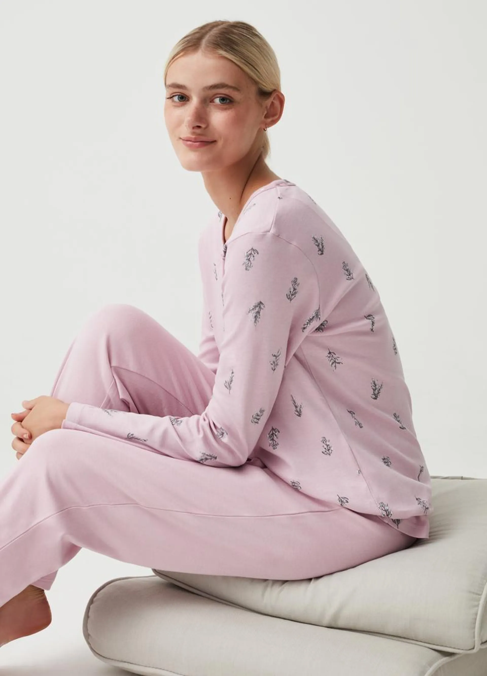 Long cotton pyjamas with top with buttons