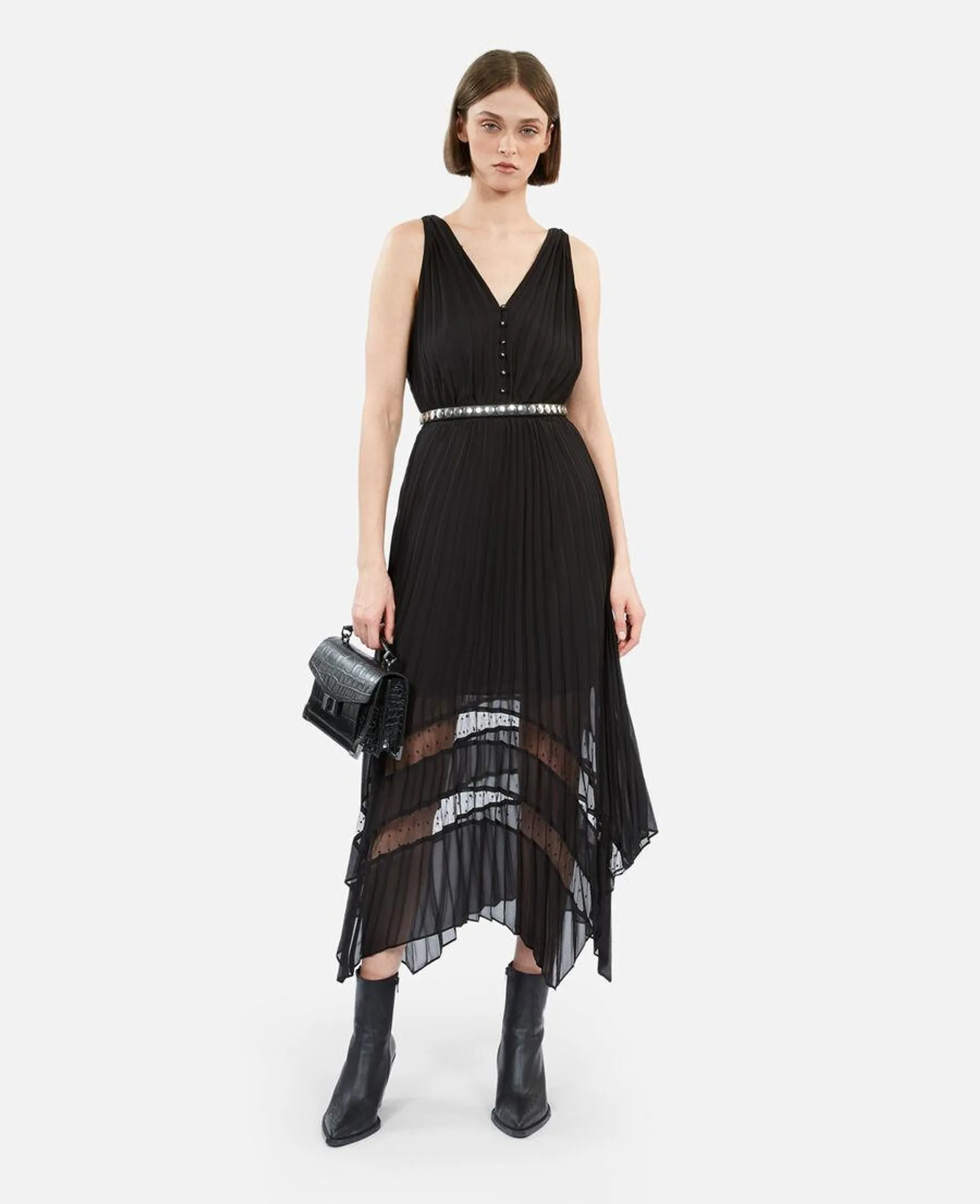 Robe longue noire avec plissage