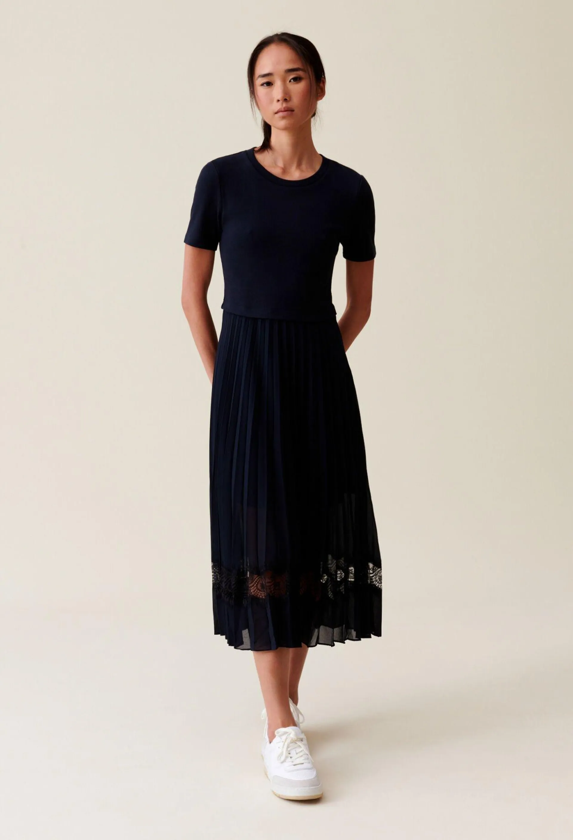 Robe midi bi-matière noire et marine