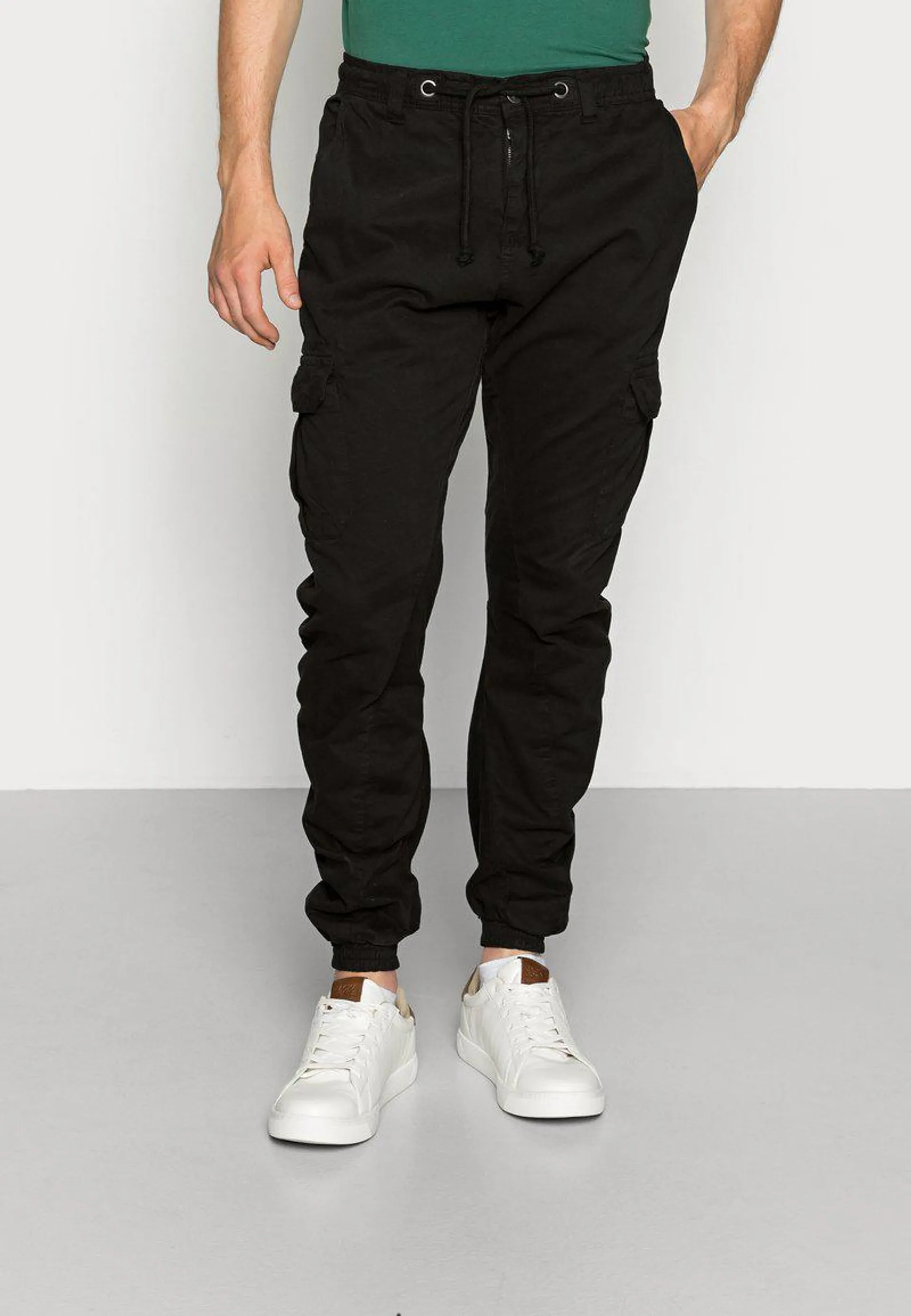 CARGO JOGGING PANTS - Pantalon cargo