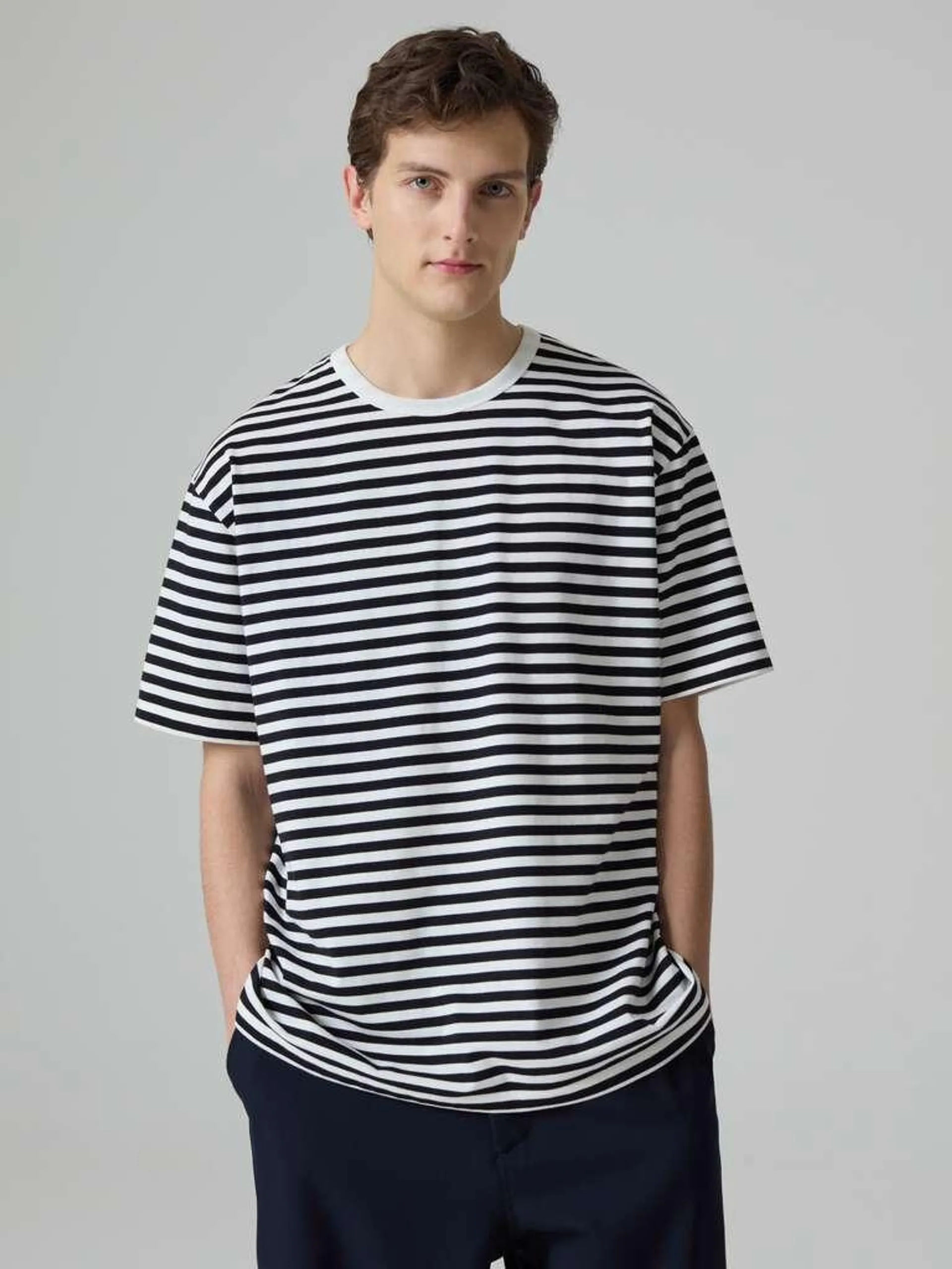 White/Black Selection striped T-shirt with round neck