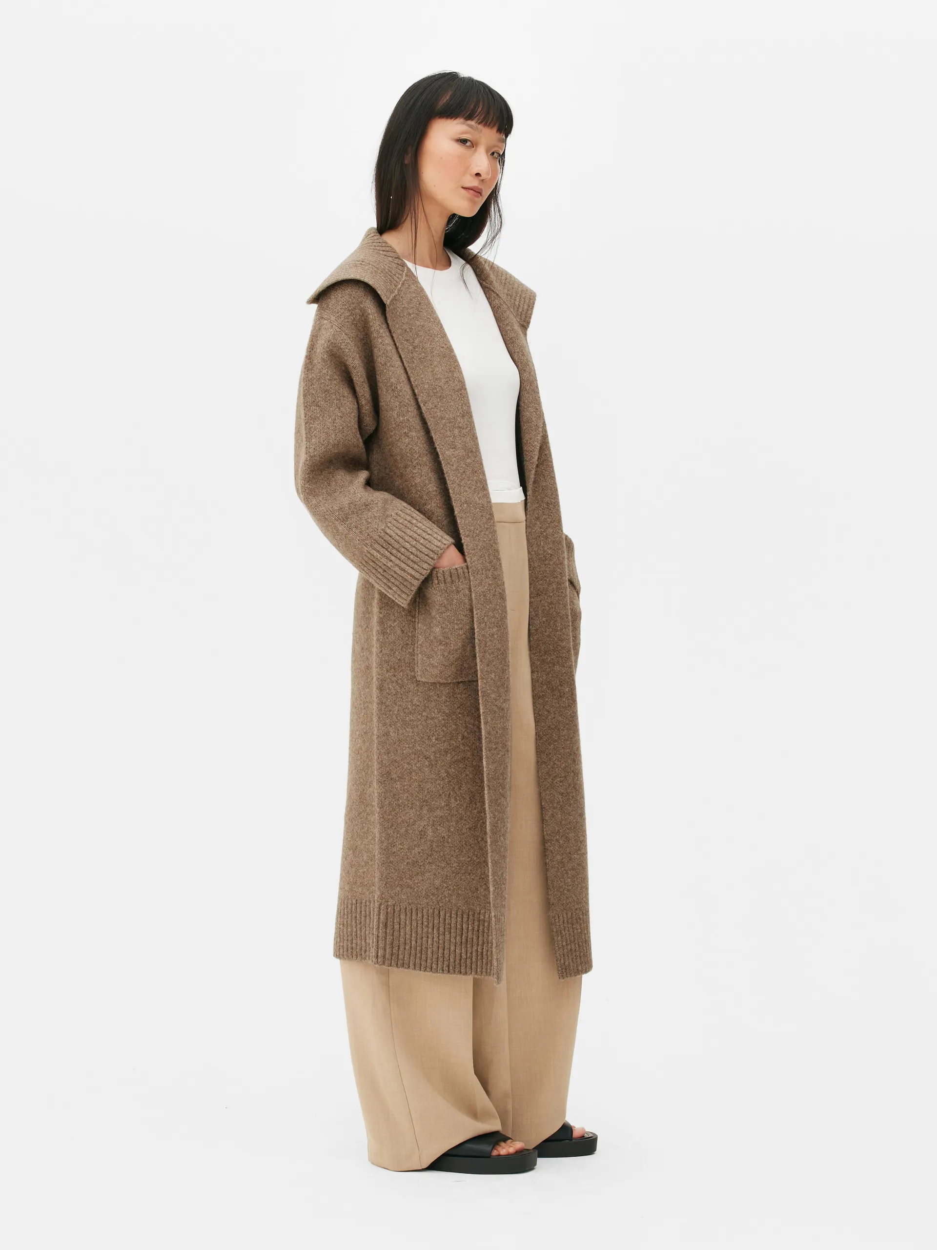 Langer Cardigan mit Gürtel