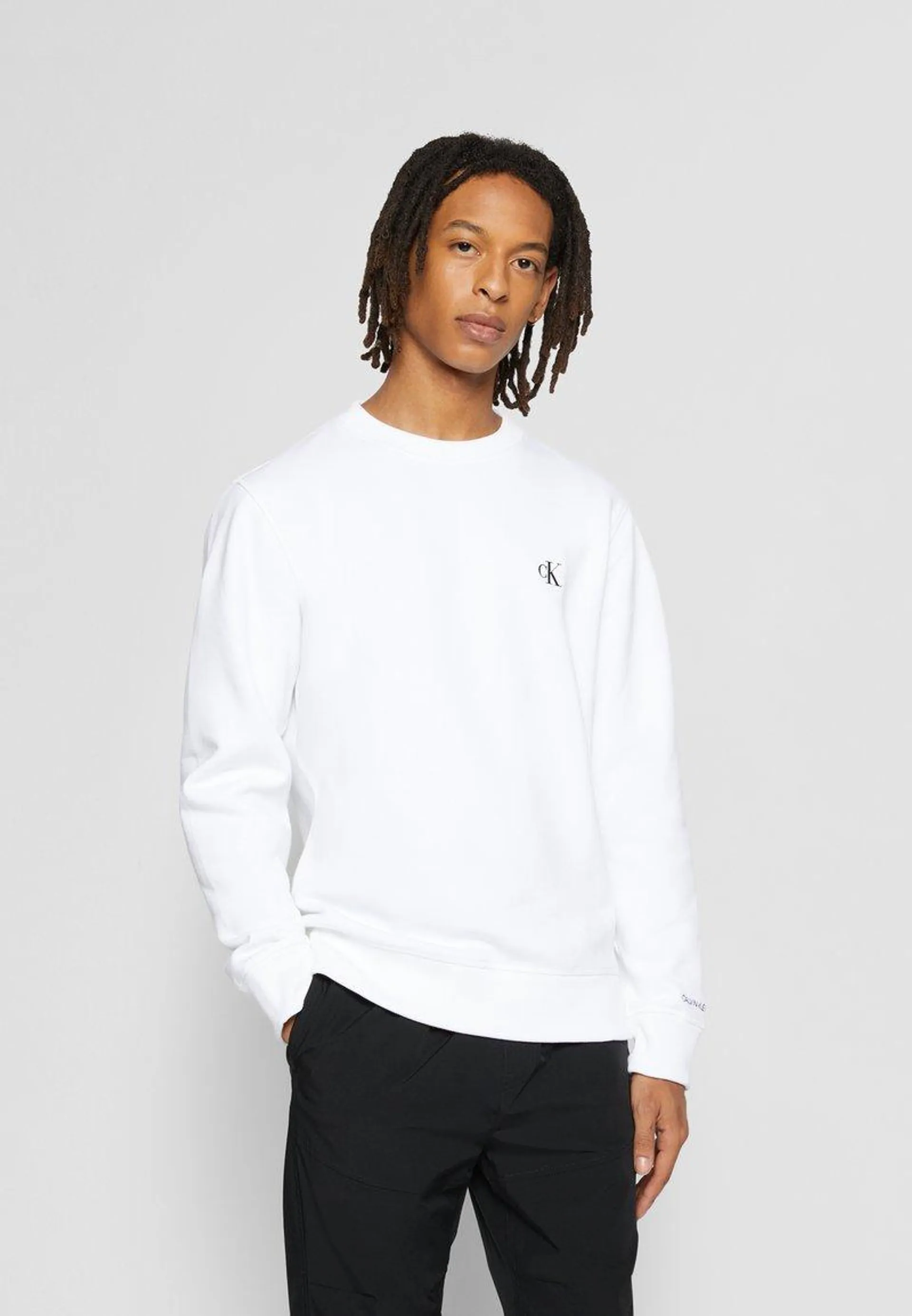 ESSENTIAL - Sudadera - bright white