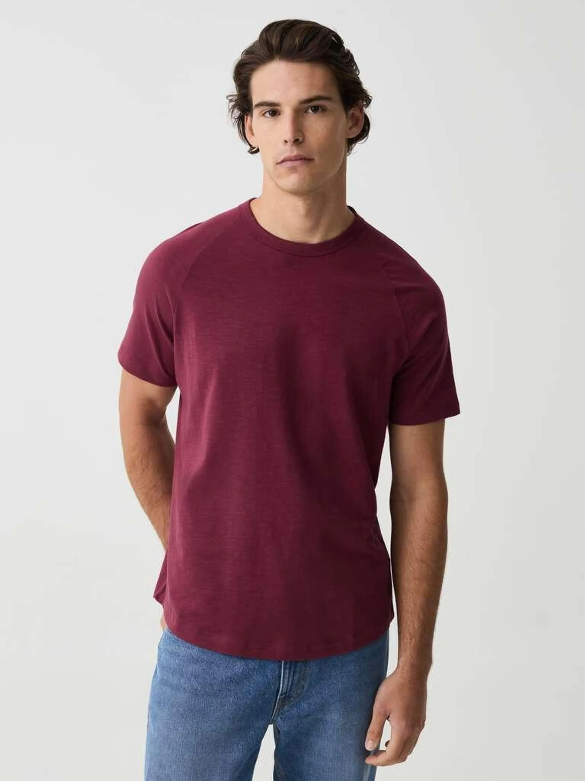 Burgundy Slub jersey T-shirt with round neck