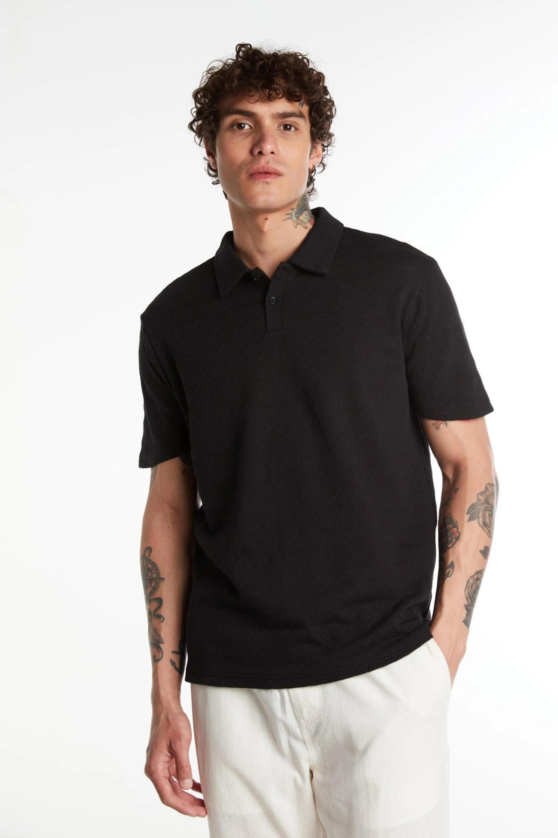 T-shirt polo