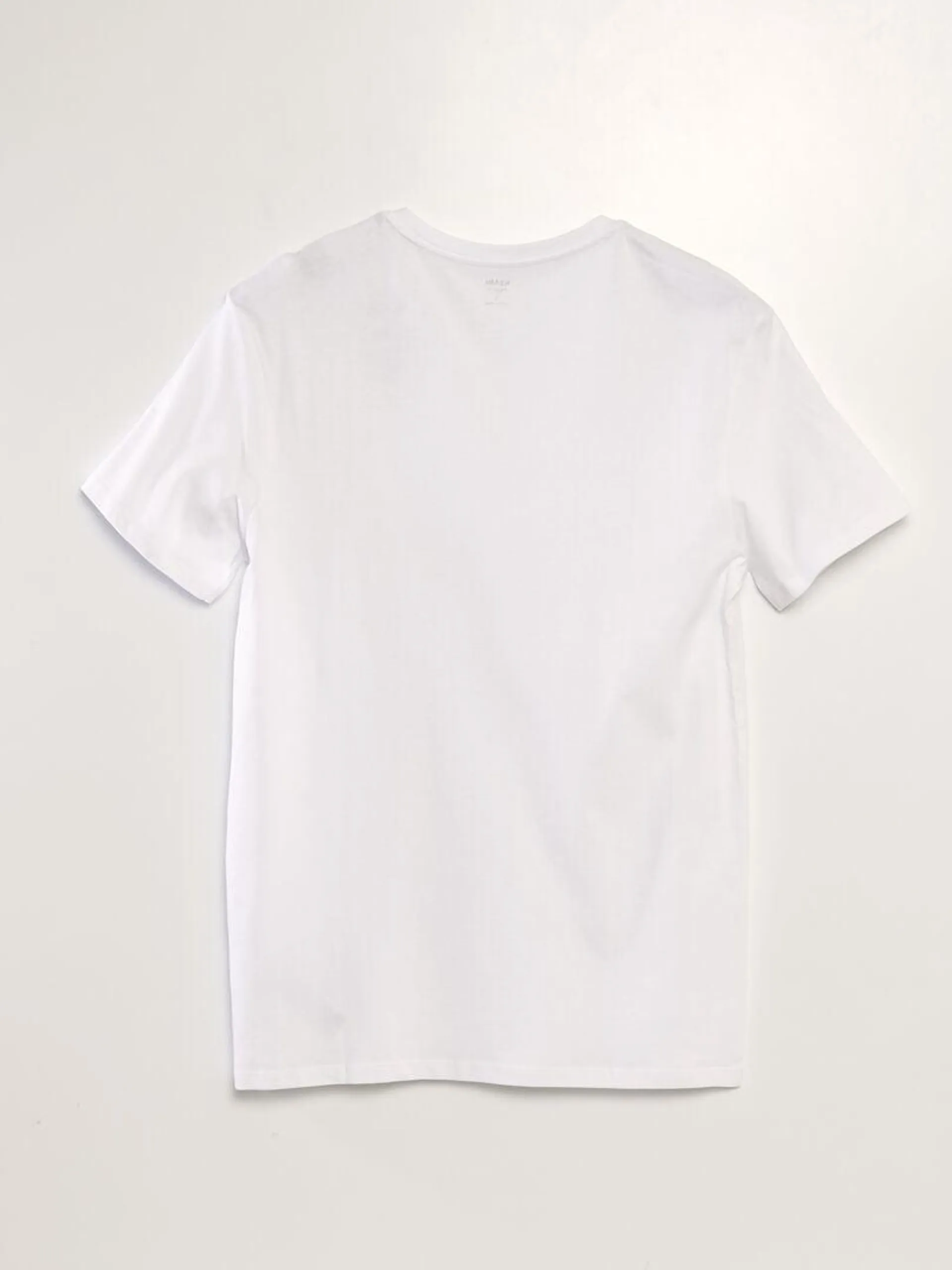 Camiseta con cuello de pico - blanco