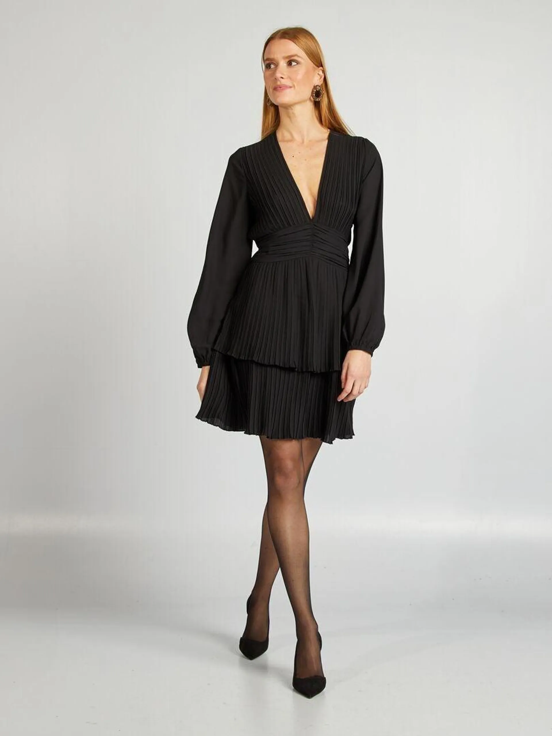 Robe plissée à col V - noir