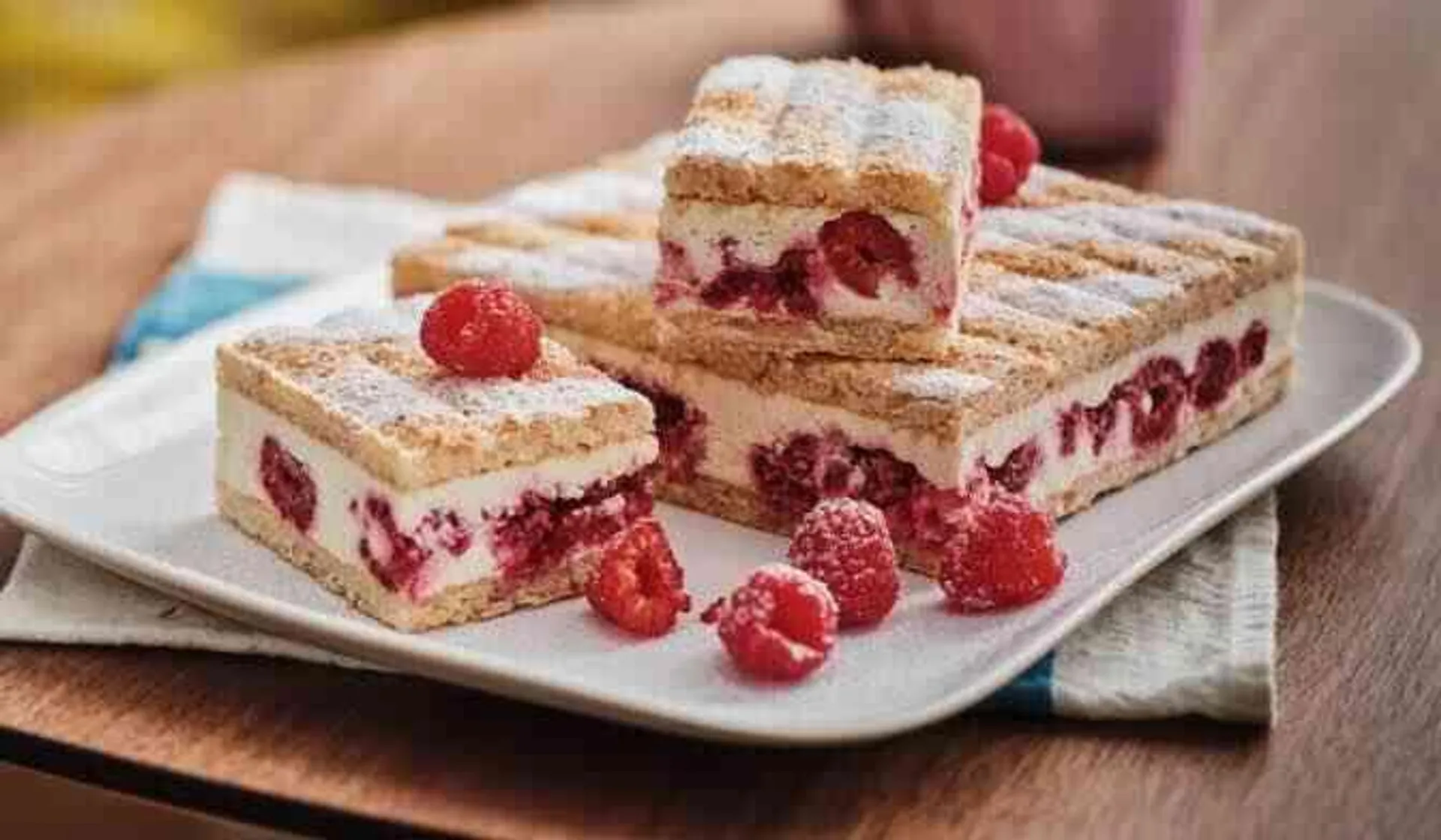 Macaron aux framboises