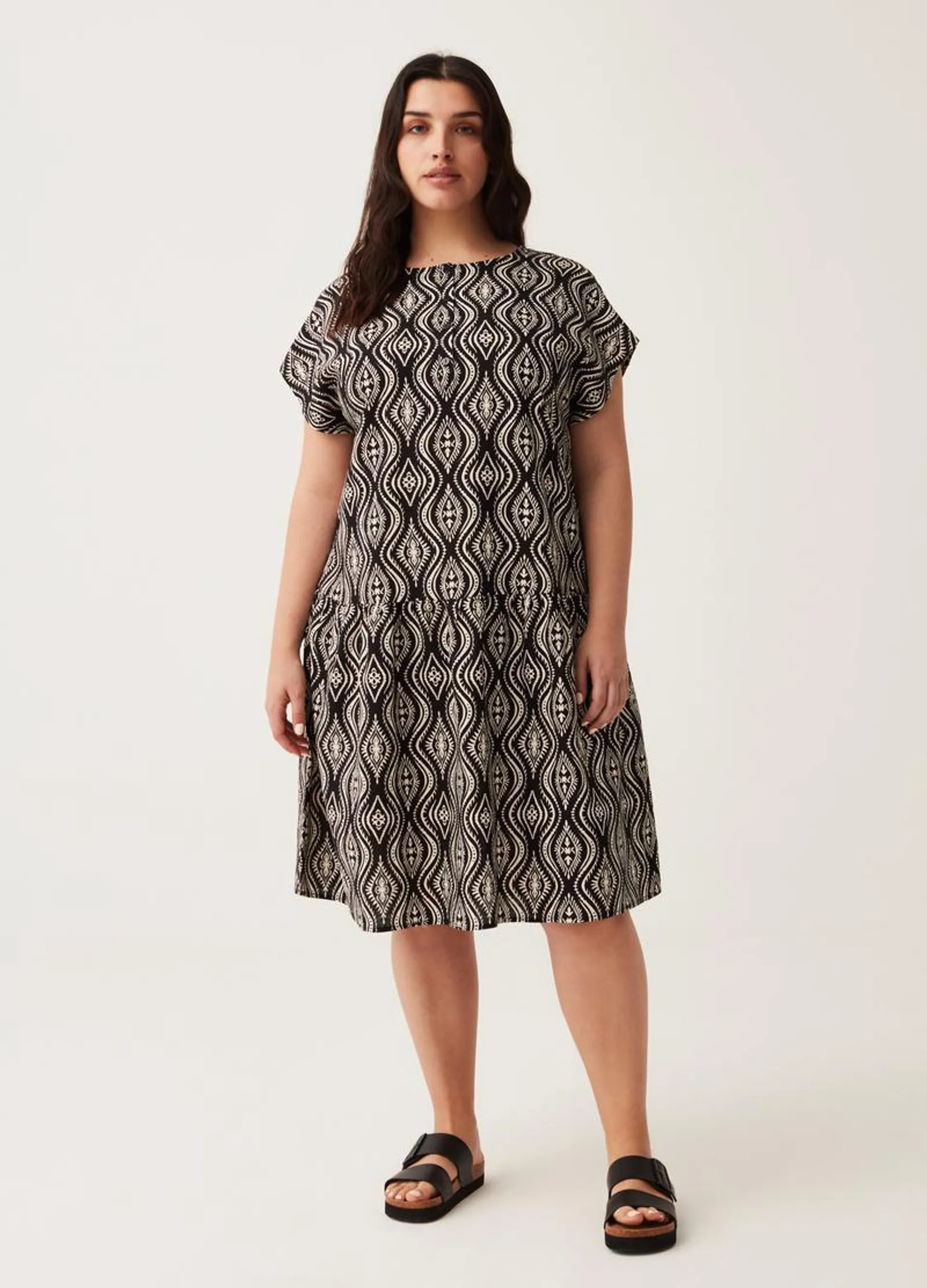 MYA Curvy short dress with print
