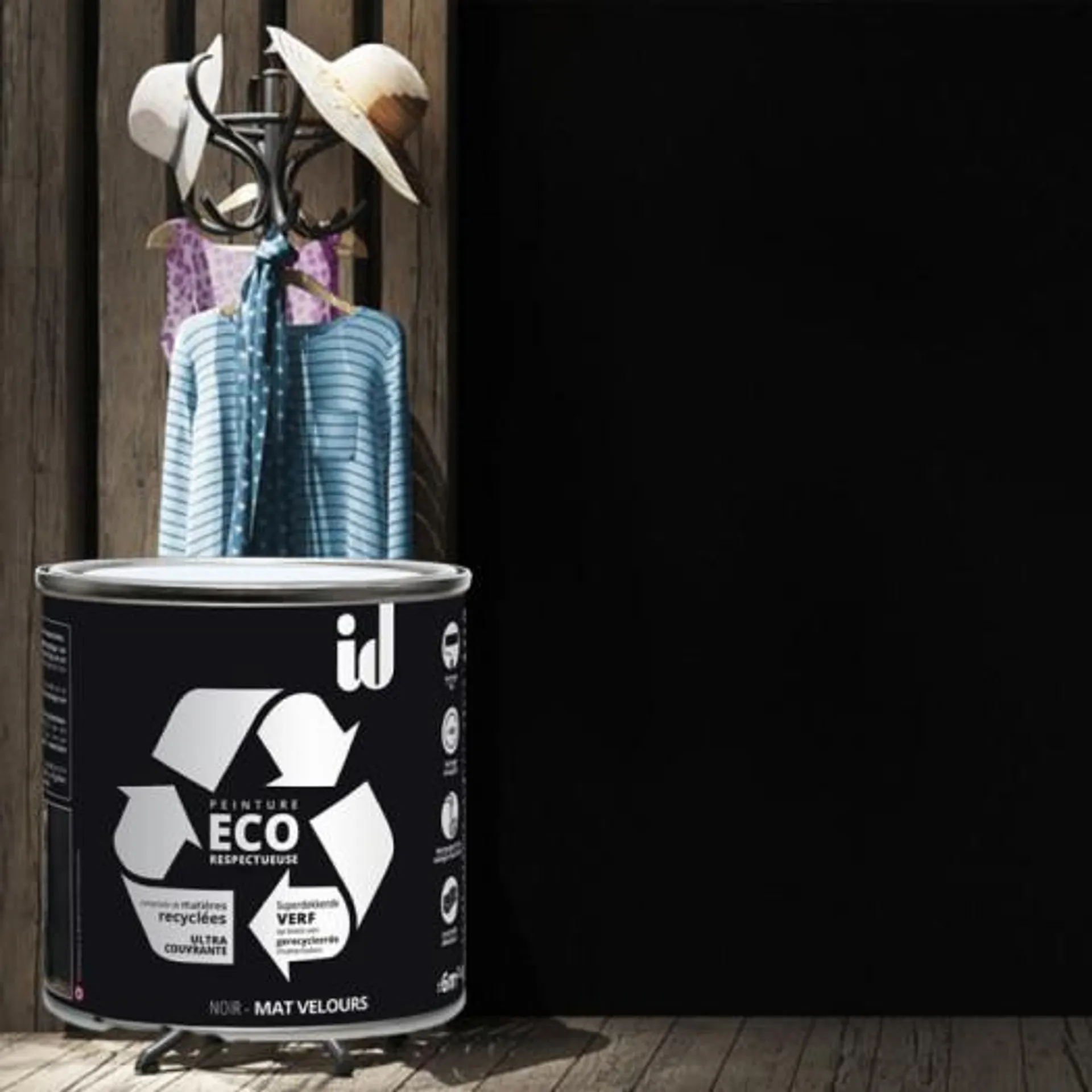 Peinture Eco responsable à base de matières recyclées noir mat-velours 0,5L