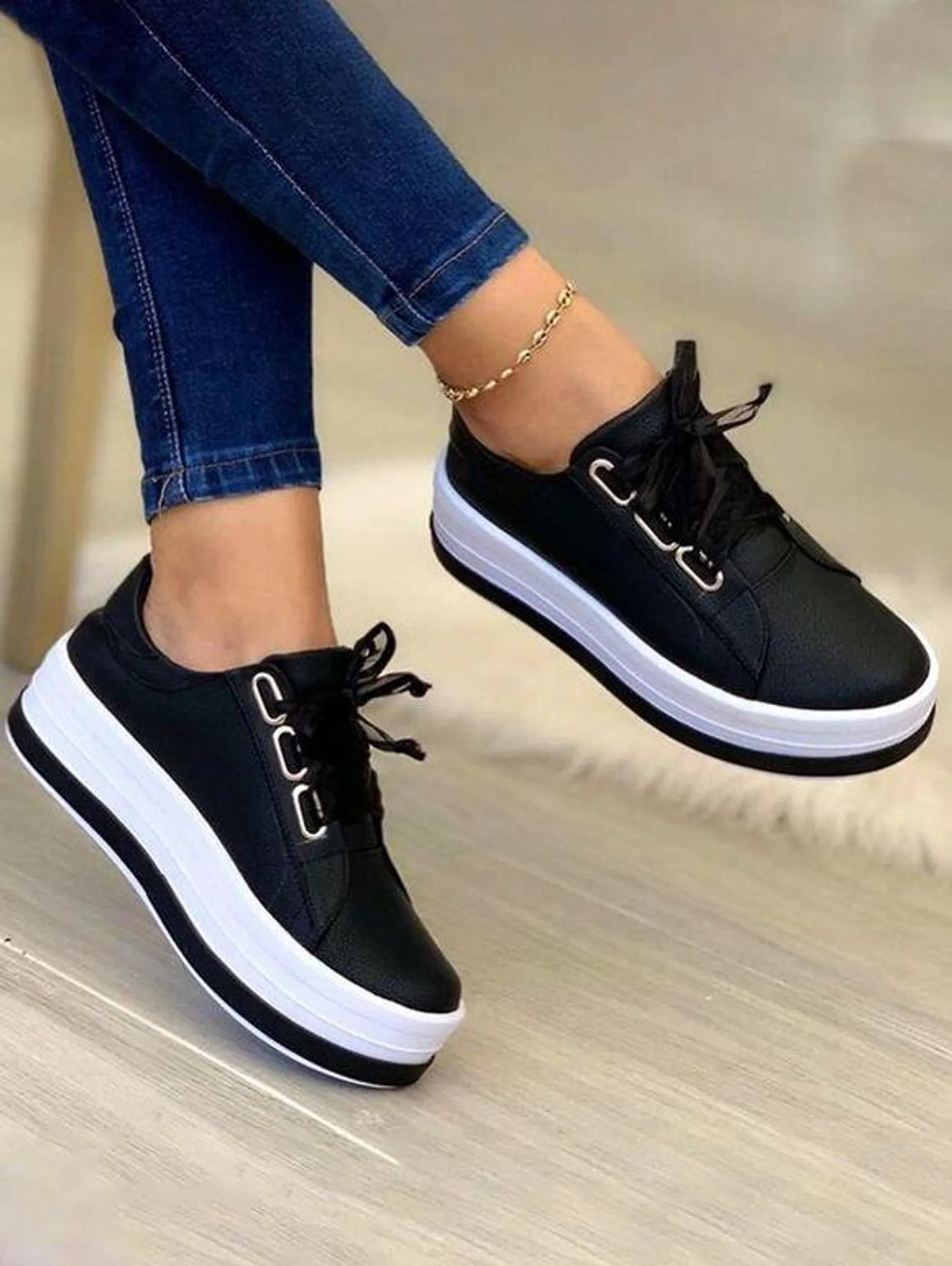 Two Tone Color Thick Platform Lace Up Casual Shoes