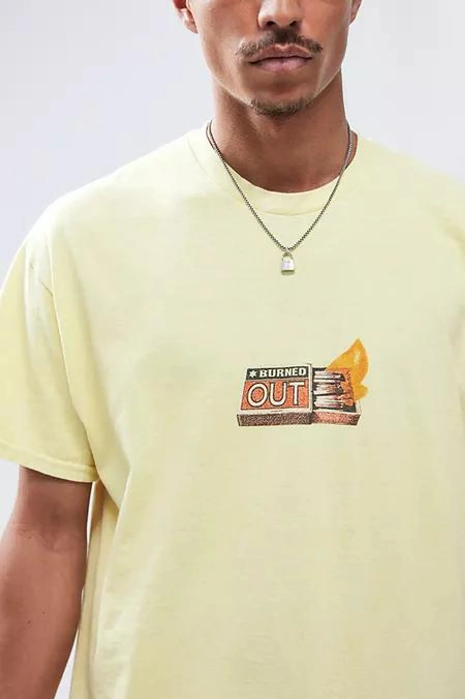 UO - T-shirt Burned Out jaune pâle