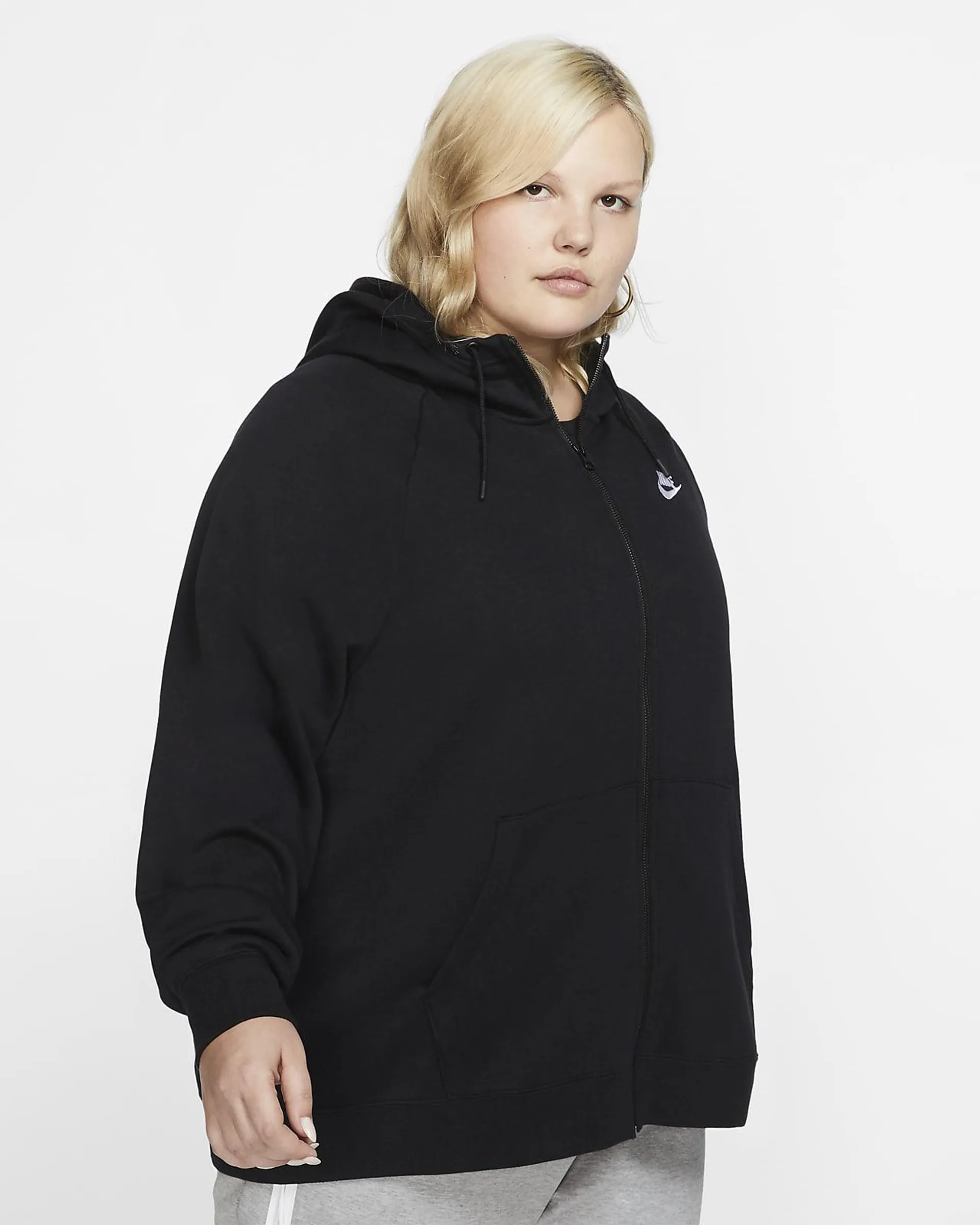 Nike Sportswear Essential (Plus size)