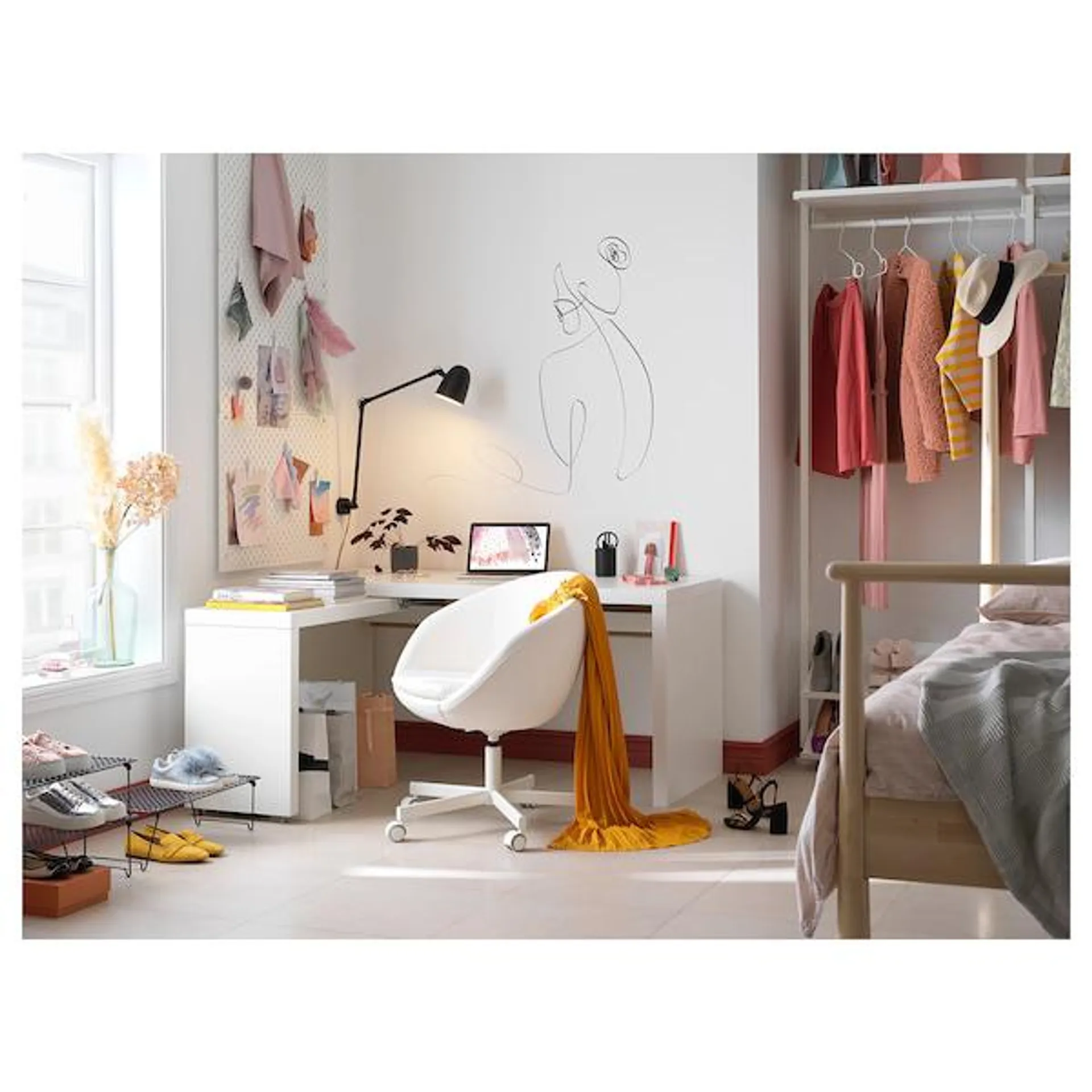 Desk with pull-out panel, white,