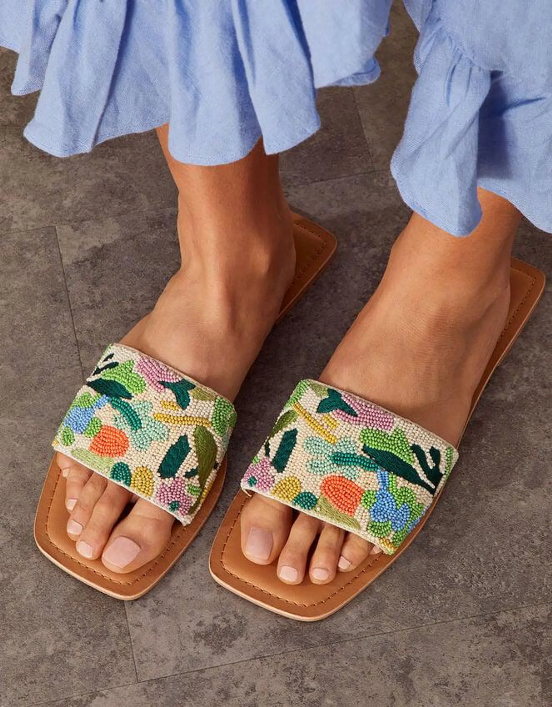 Abstract Floral Embellished Beaded Sliders Multi