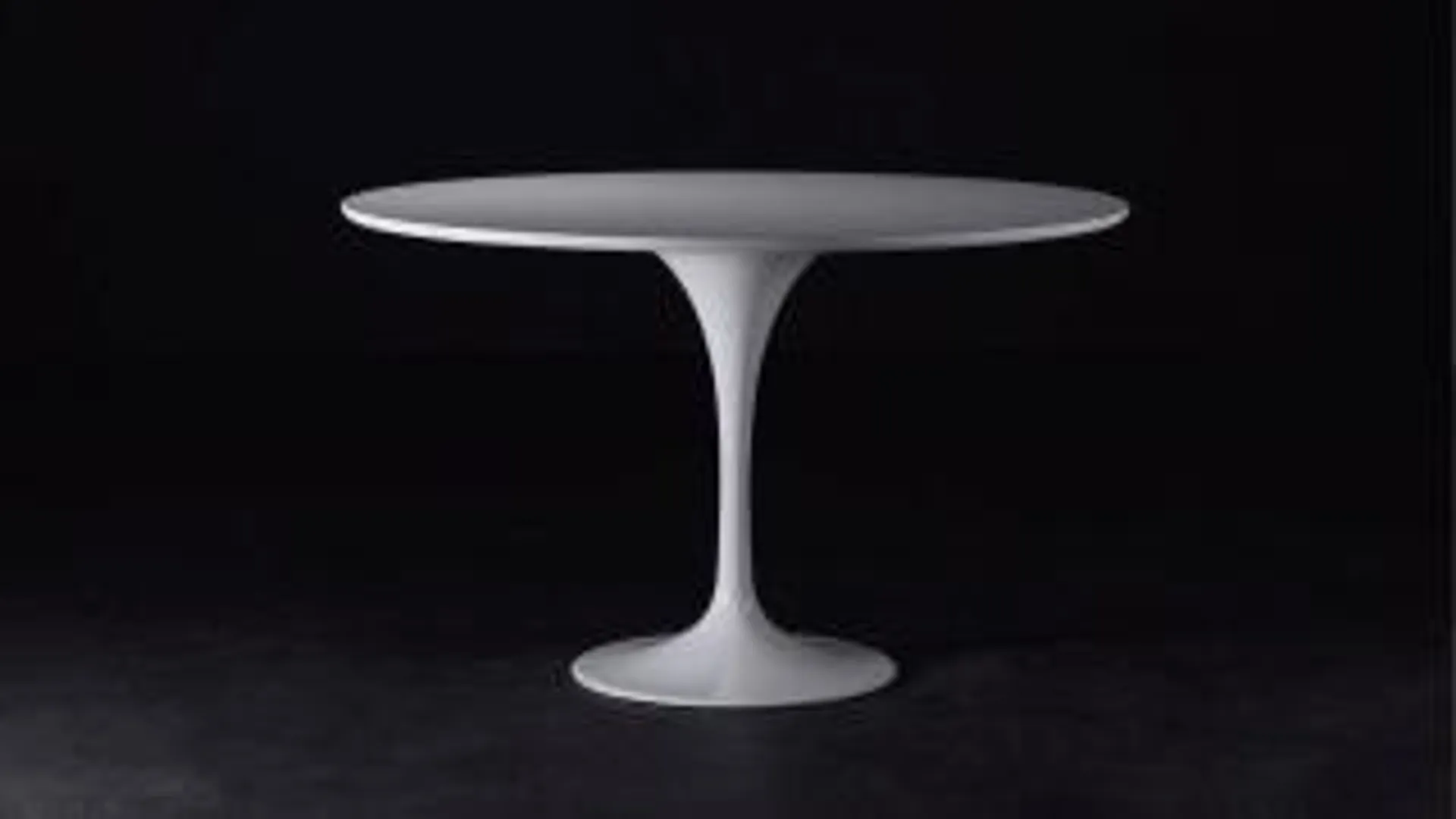 Tulip Table Oval - Carrara