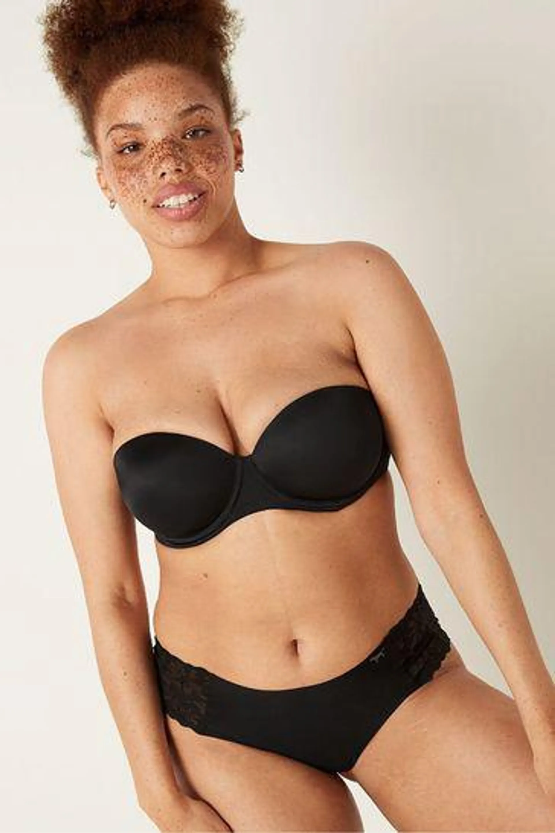 Wear Everywhere Smooth Multiway Strapless Push Up Bra