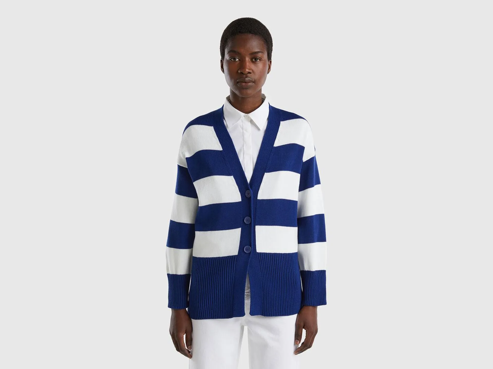 Cardigan a righe in cotone tricot