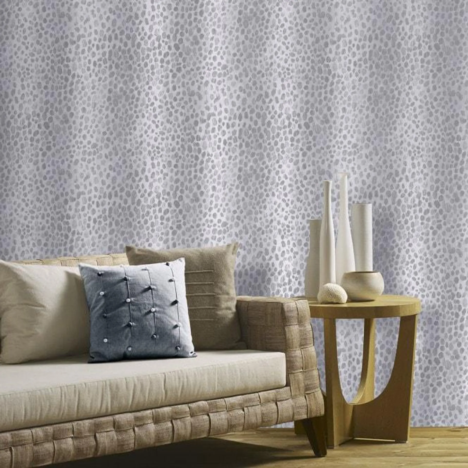 Leopard Skin wallpaper in Silver, Grey