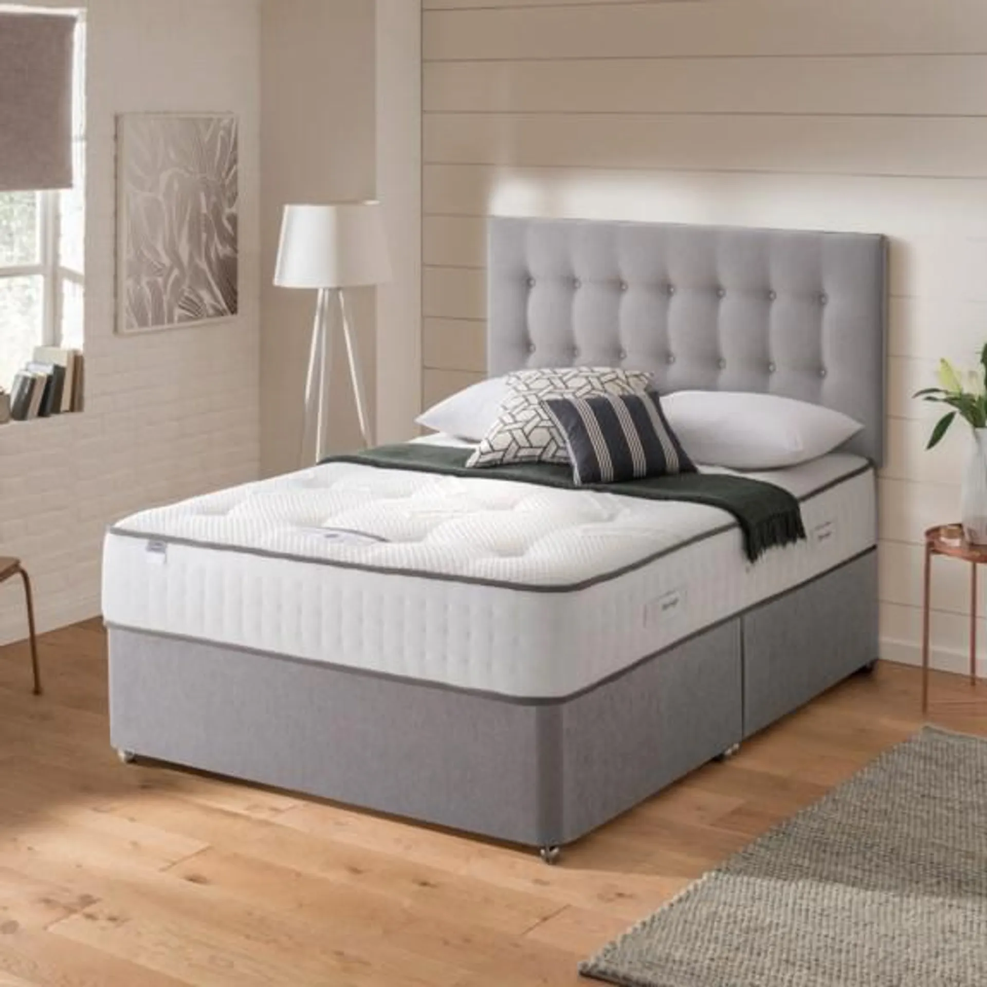 Silentnight Harmony Divan Bed