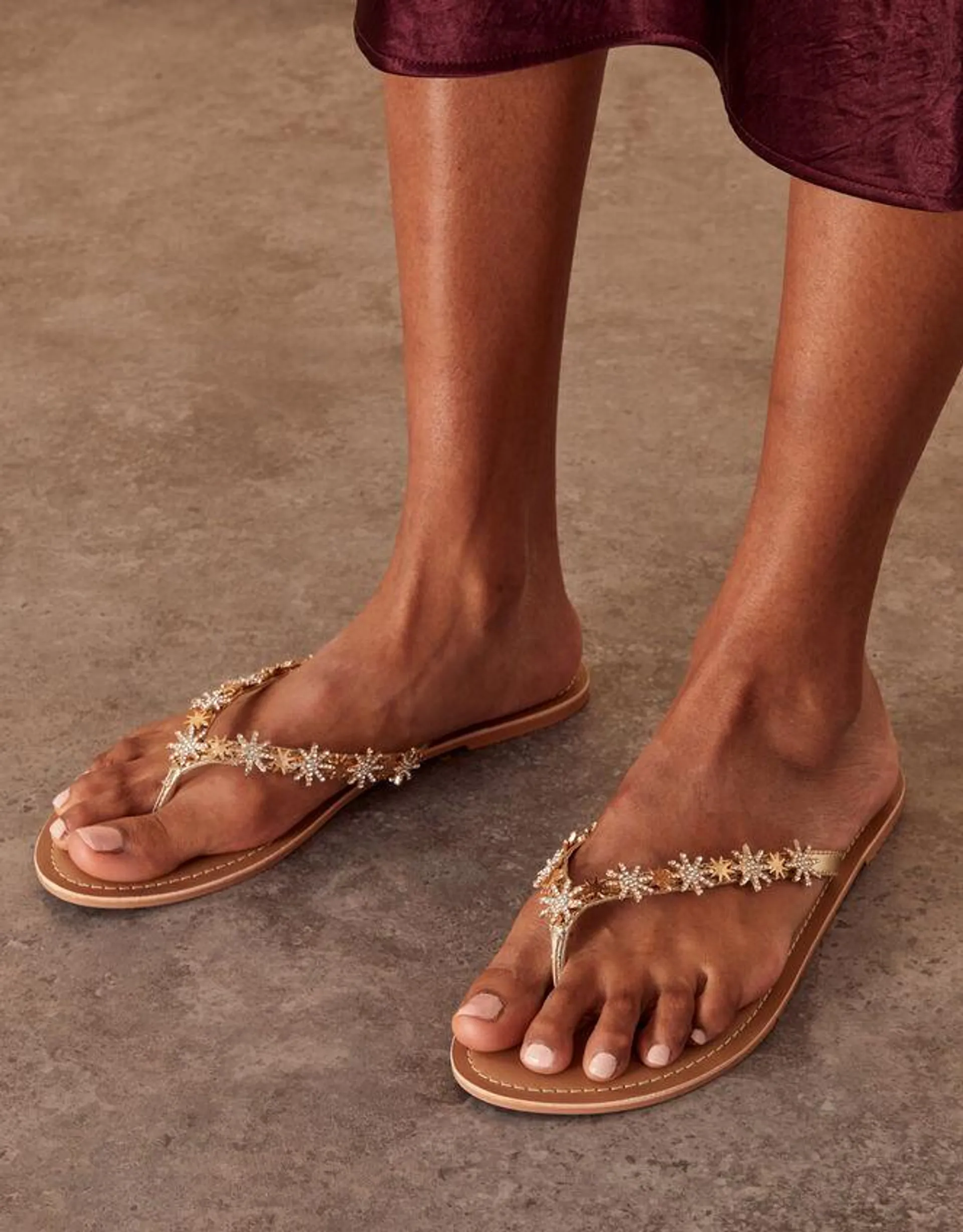 Star Embellished Sparkle Sandals Gold