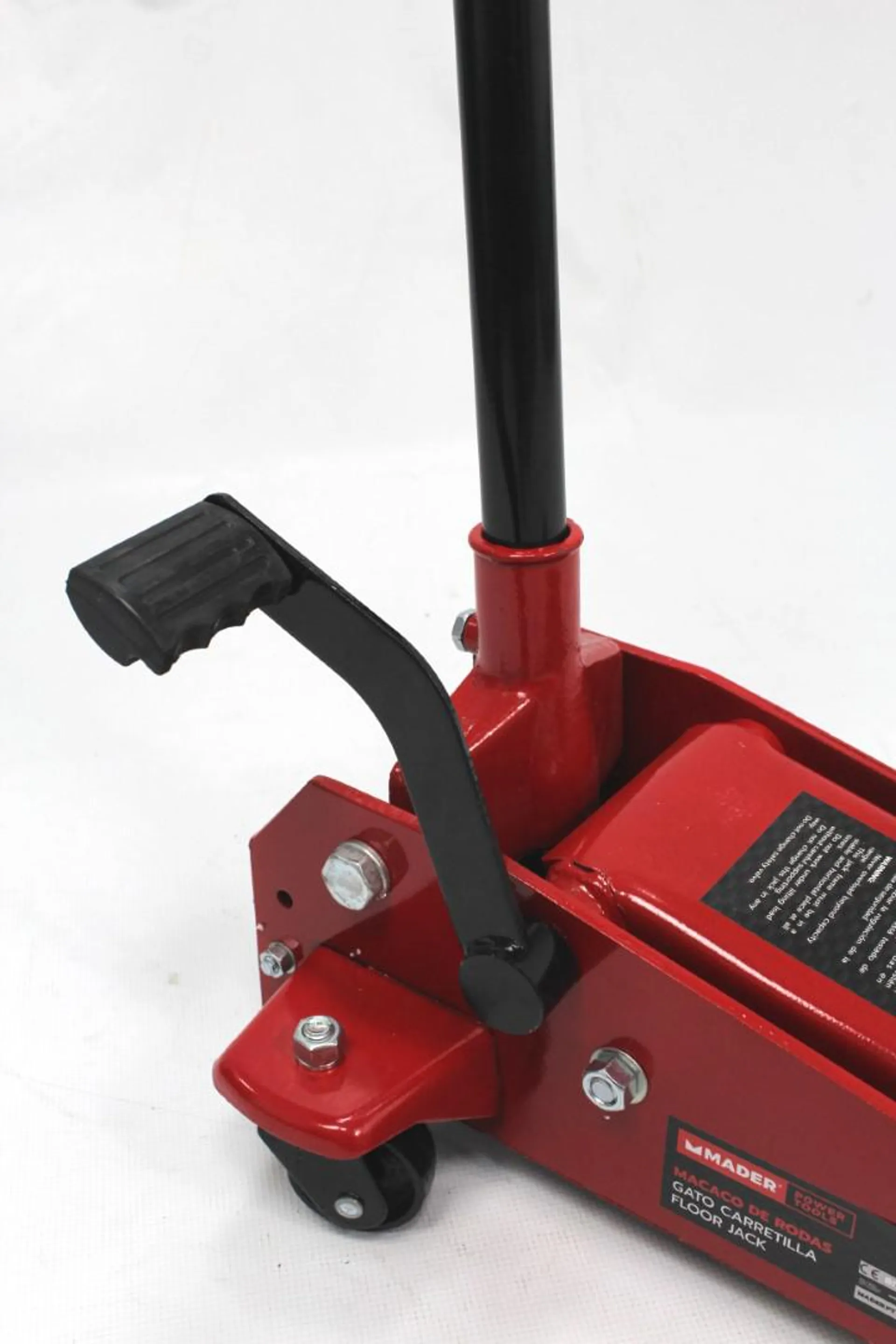 Macaco Rodas Curto com Pedal, Hidráulico, 3.5T - MADER® | Power Tools