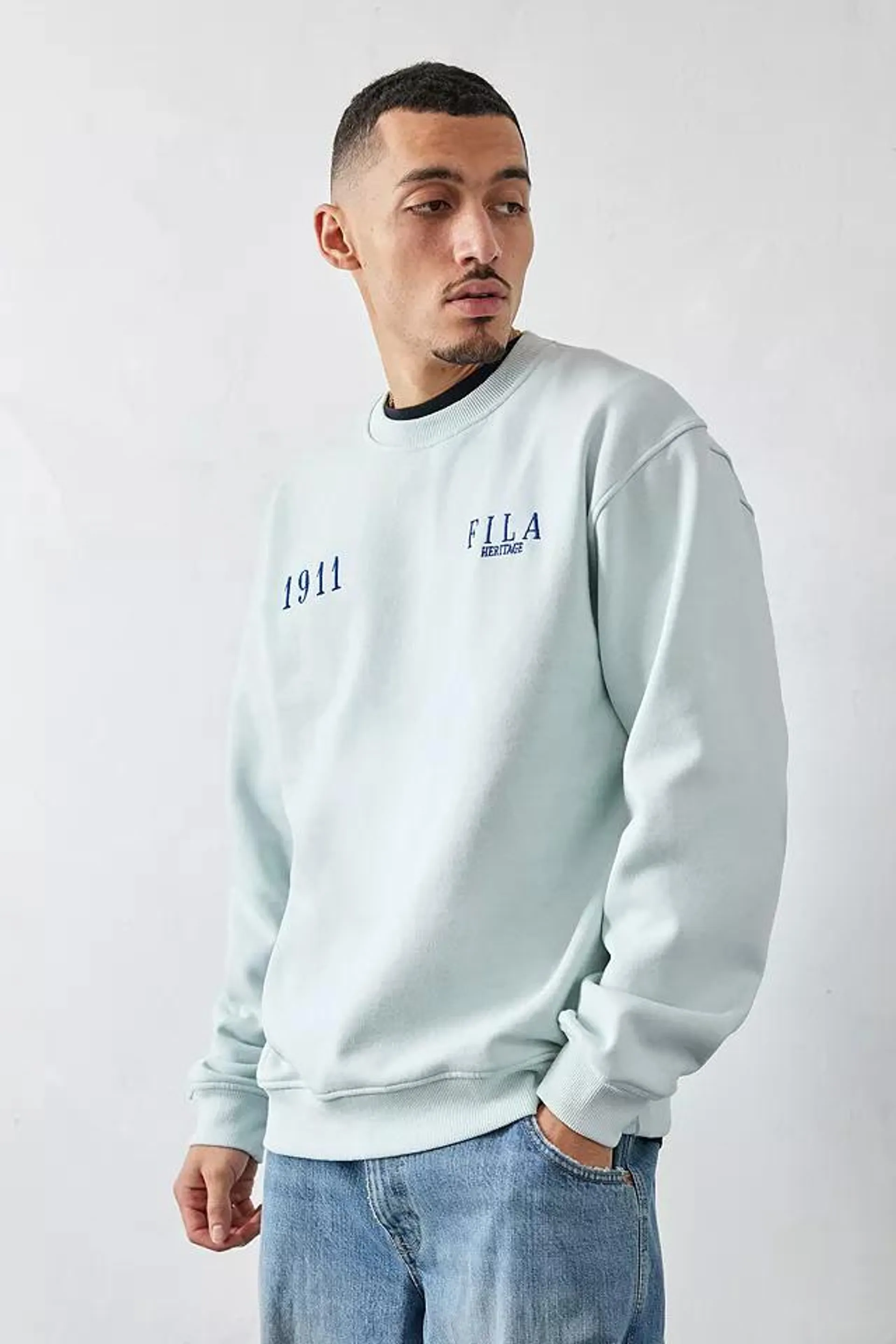 Fila UO Exclusive – Sweatshirt mit Doppellogo in Eis