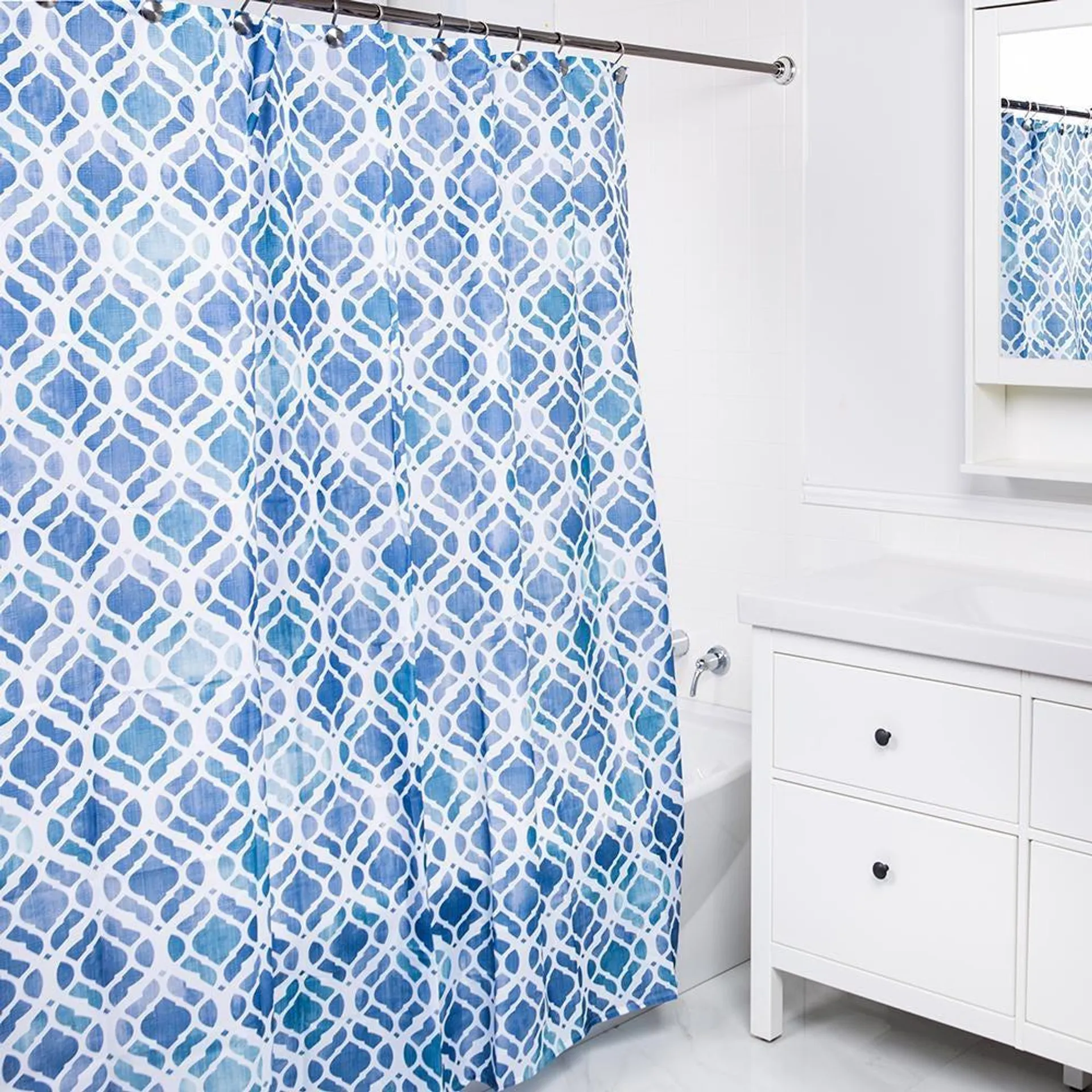 Moda At Home Polyester 'Hazel' Shower Curtain (Blue/White)