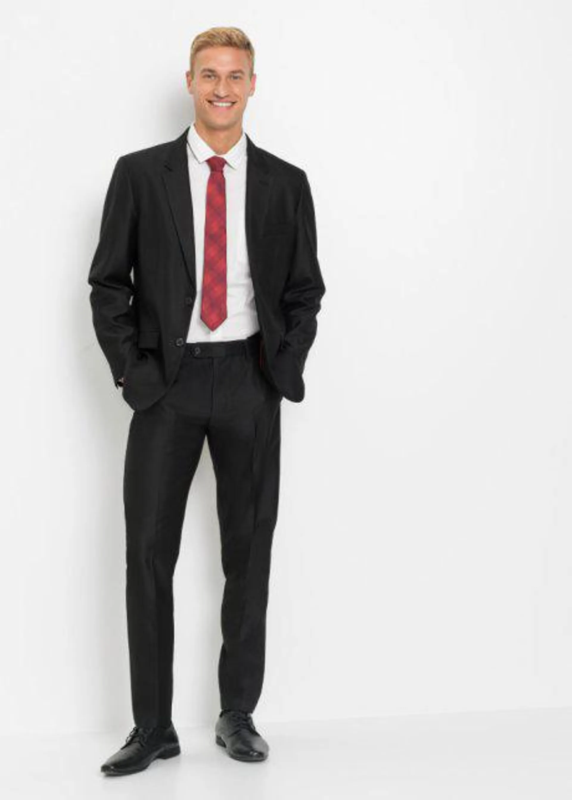 Completo (4 pezzi) giacca, pantaloni, camicia, cravatta slim fit