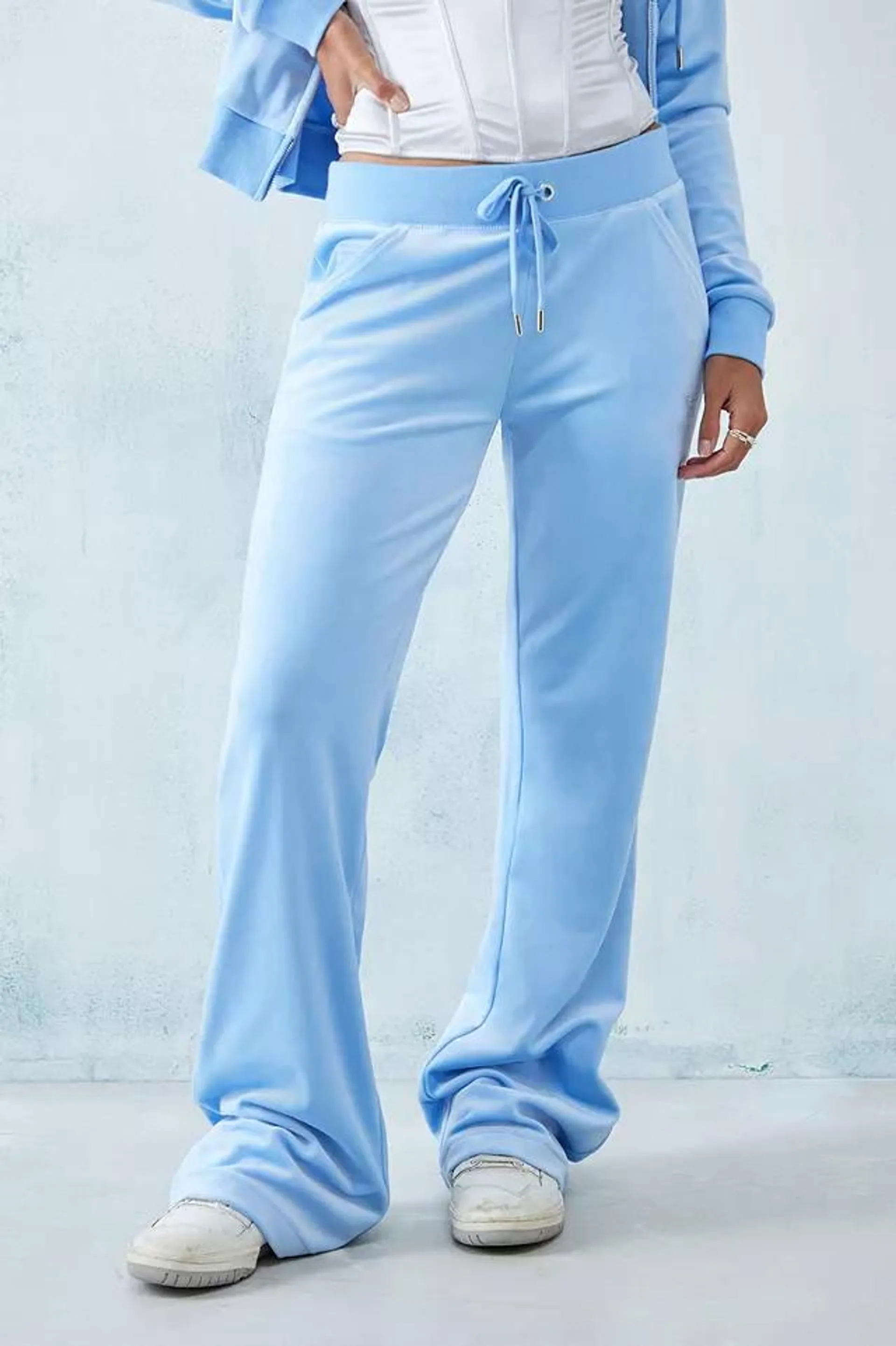 Juicy Couture Pantaloni sportivi blu a vita bassa in velluto