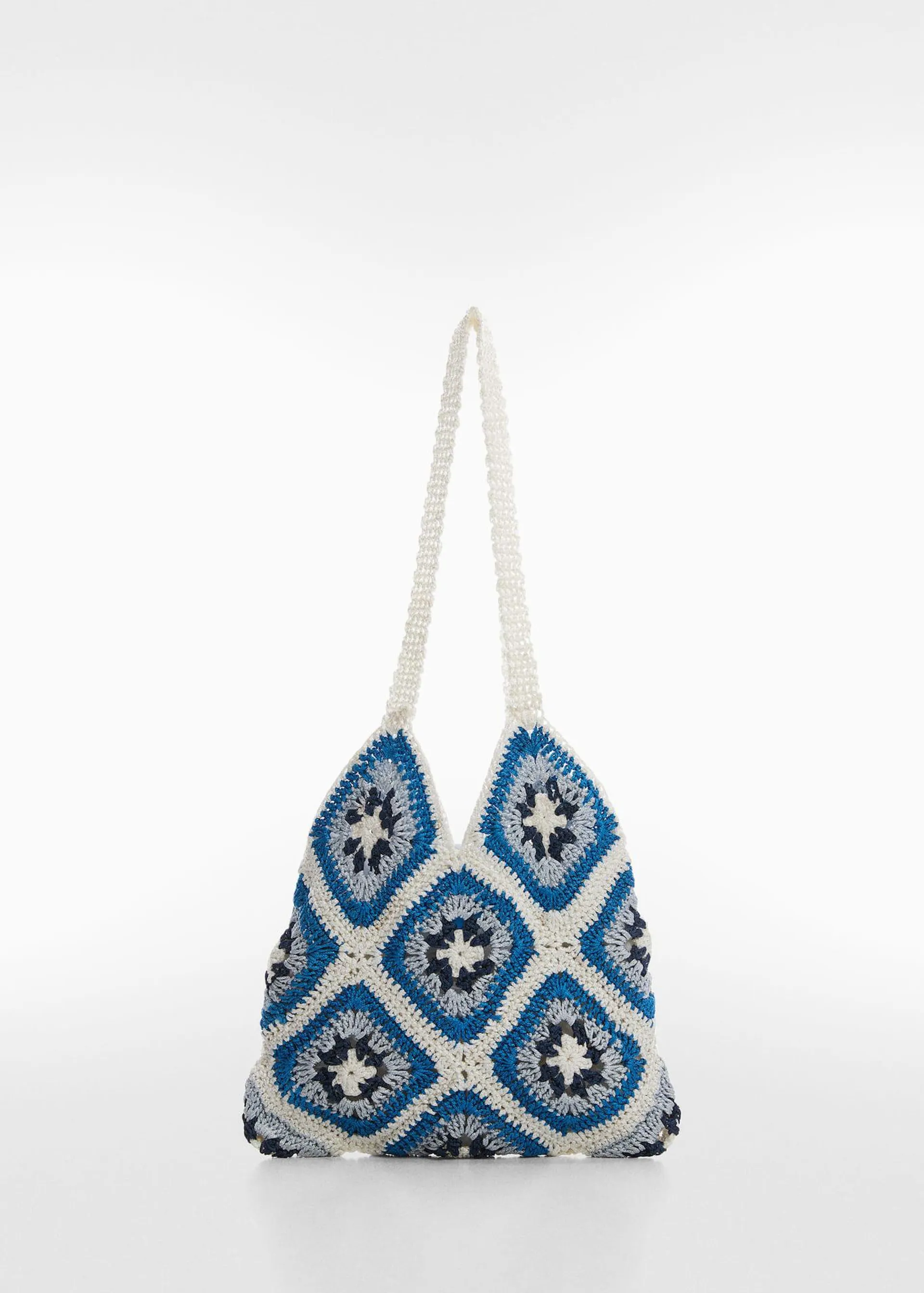 Bucket crochet bag
