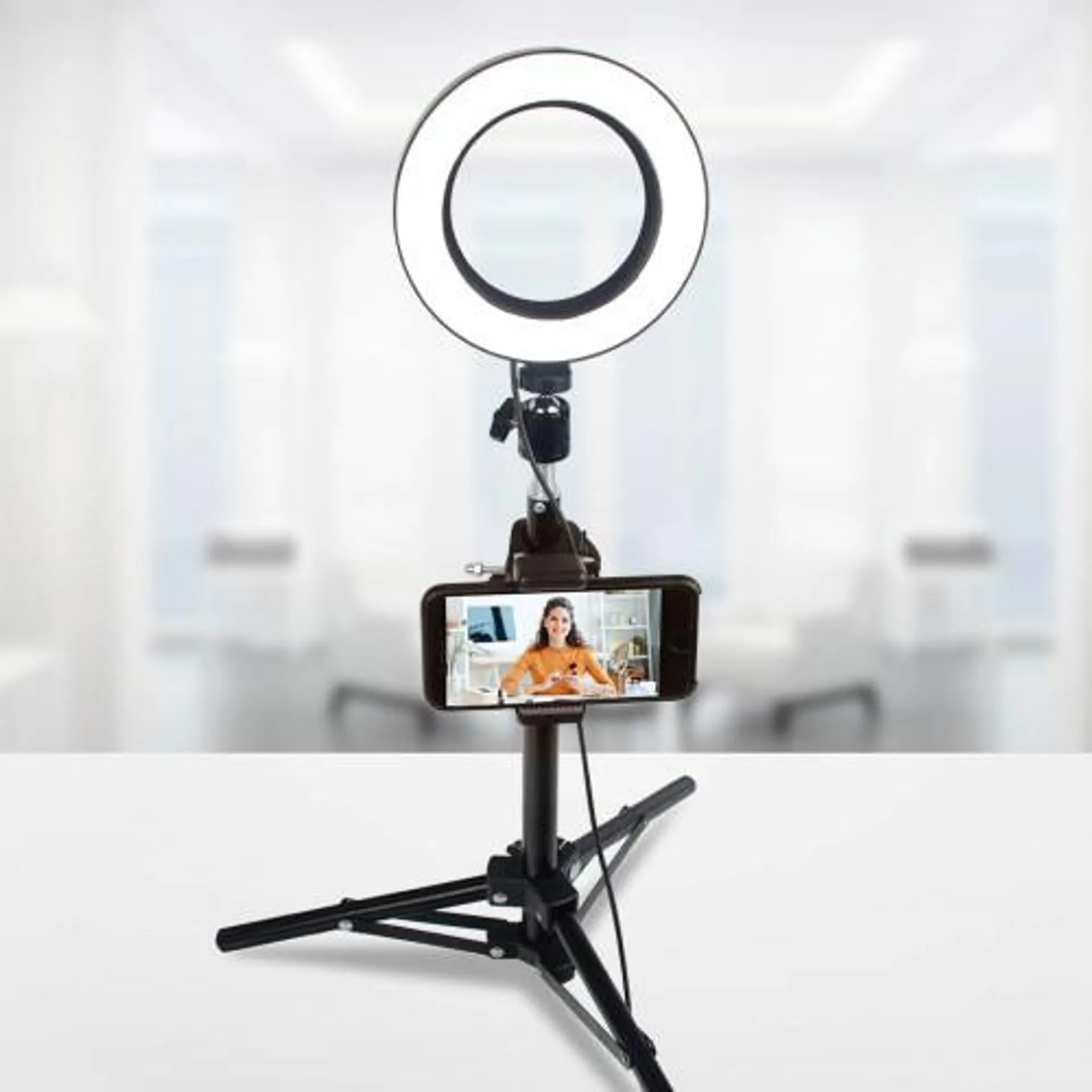 Vlogging Kit – LED Ring Light and Phone Holder by RED5