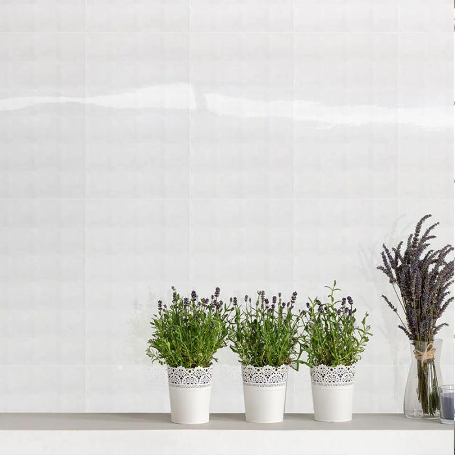 Mosaic Shiny White Ceramic Wall Tile 250x400mm A-Grade