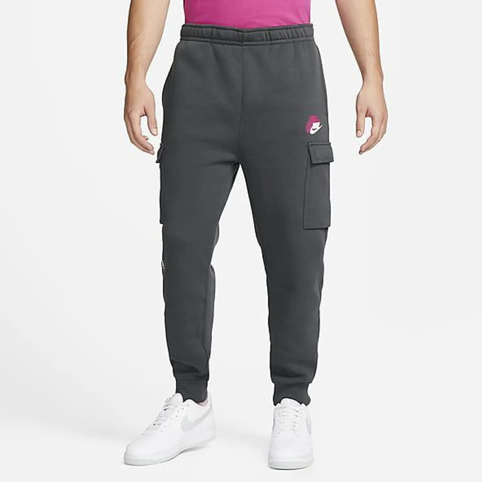 Nike Sportswear Standard Issue