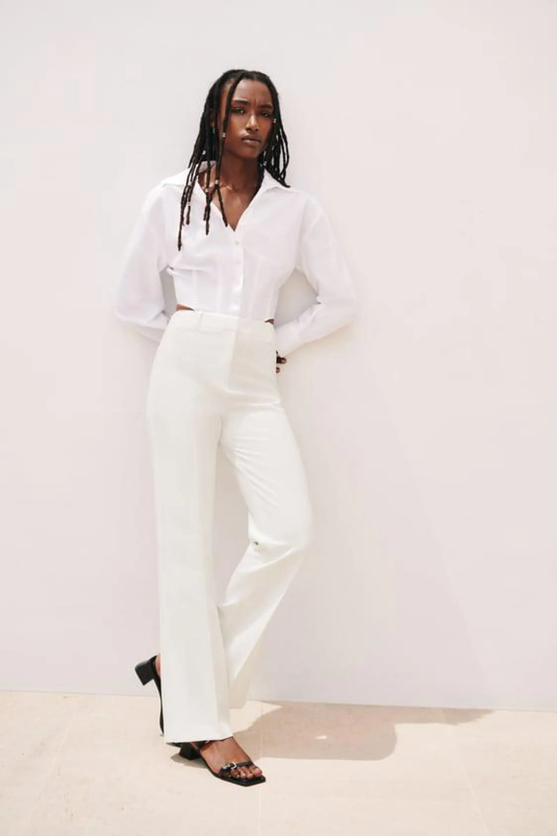 VENTED STRAIGHT-LEG TROUSERS